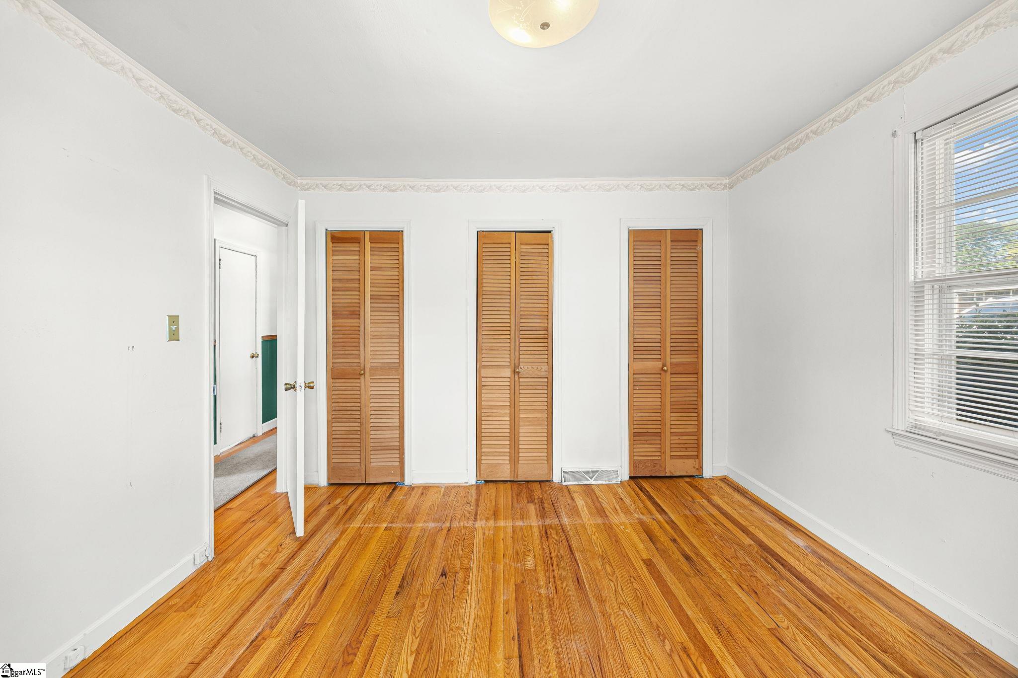 105 Salem Court Property Photo 11