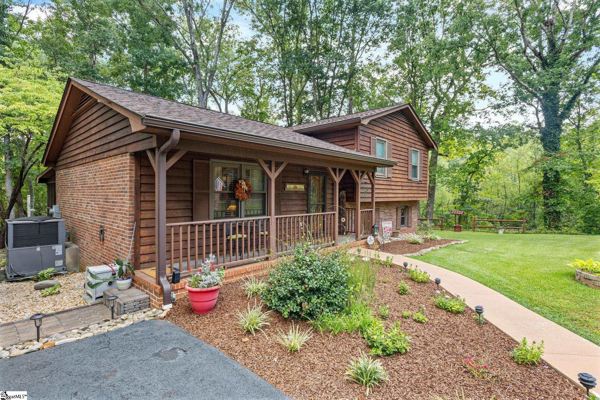 171 Venture Drive Property Photo 4