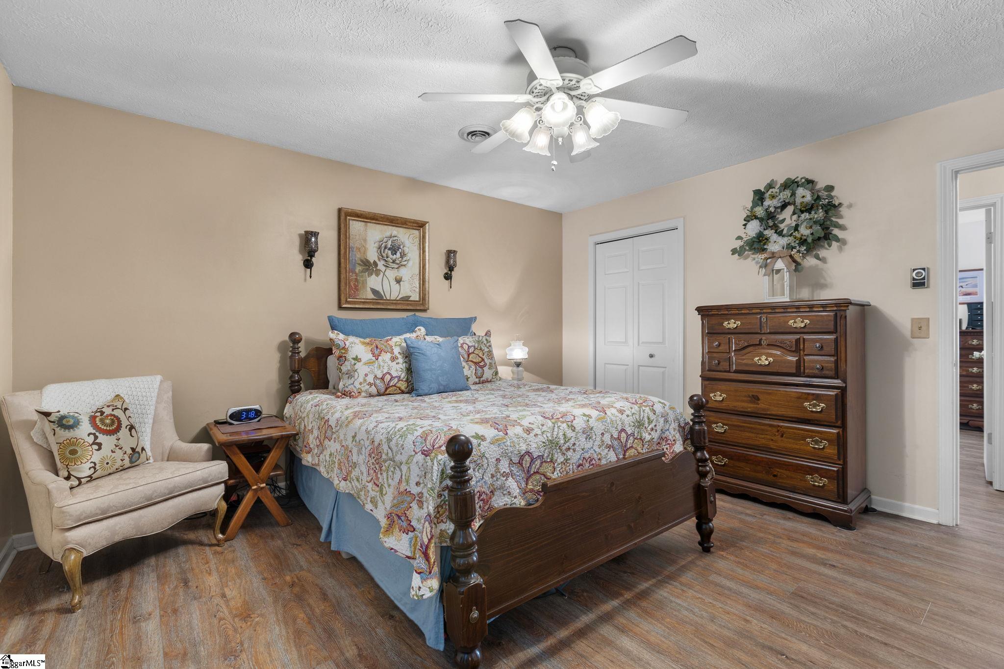 171 Venture Drive Property Photo 14