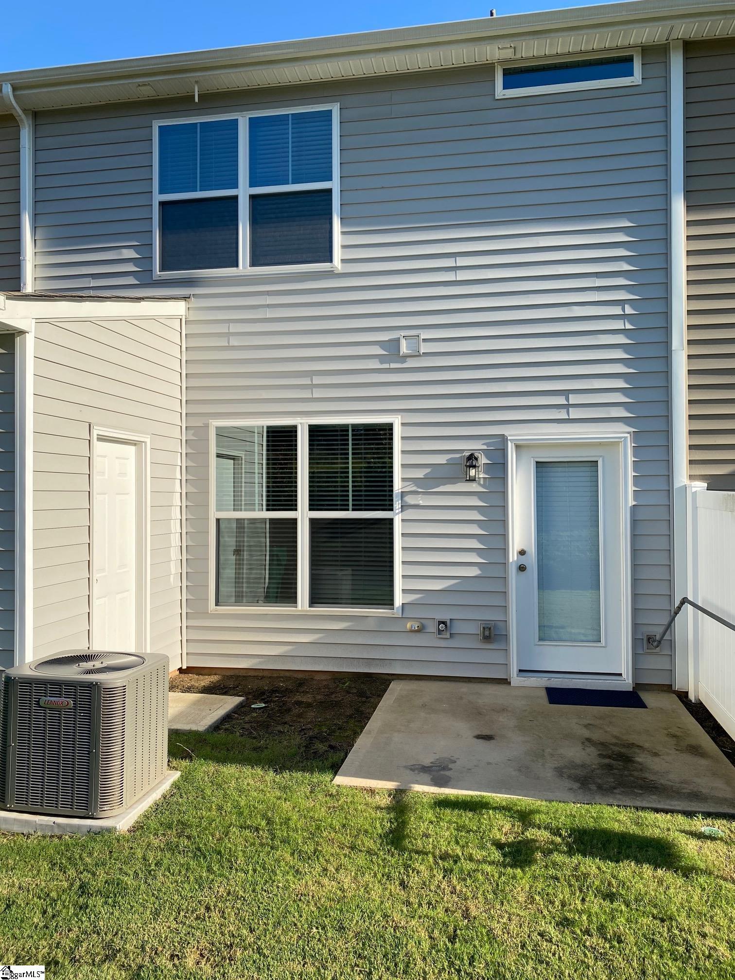 367 Intrepid Court Property Photo 2