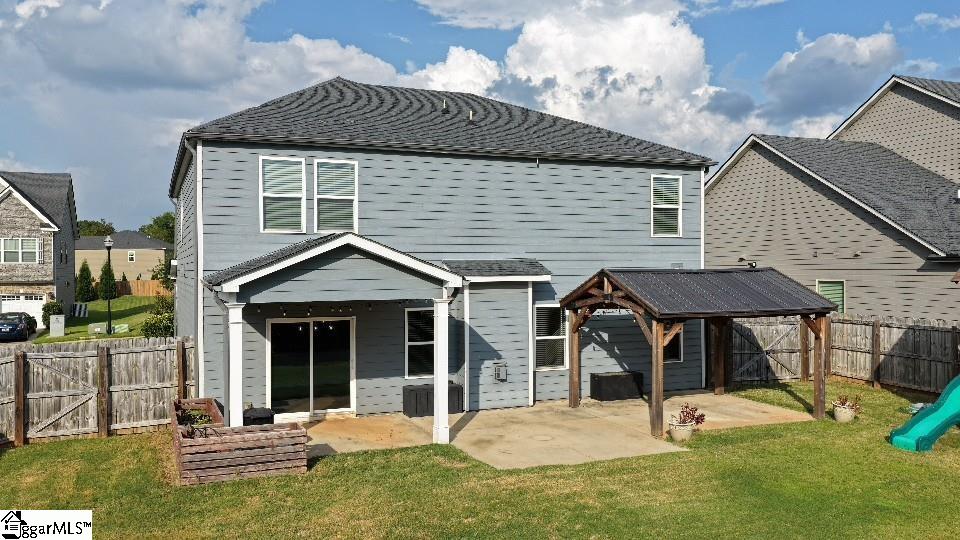 719 Ashdale Way Property Photo 3