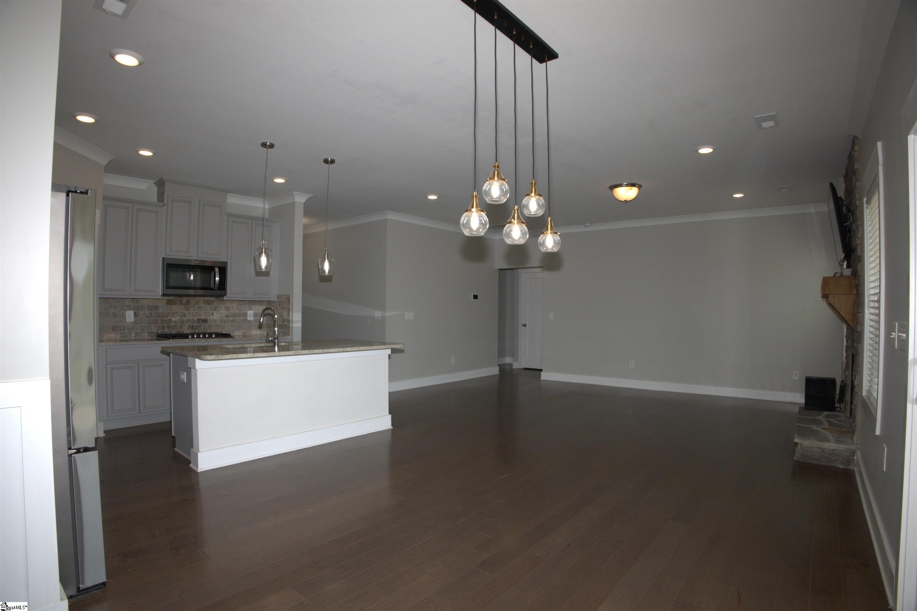 719 Ashdale Way Property Photo 16