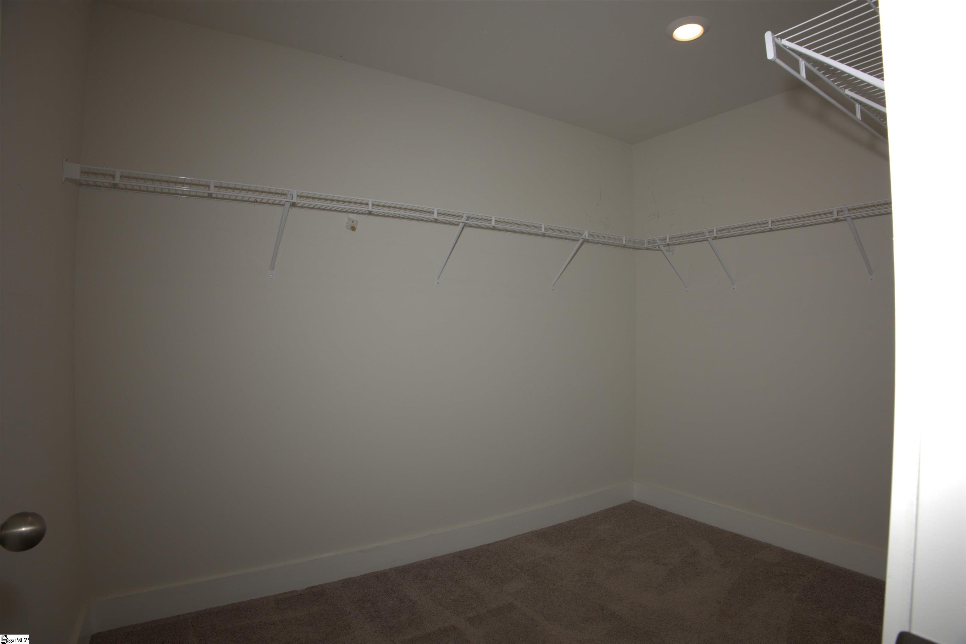 719 Ashdale Way Property Photo 25