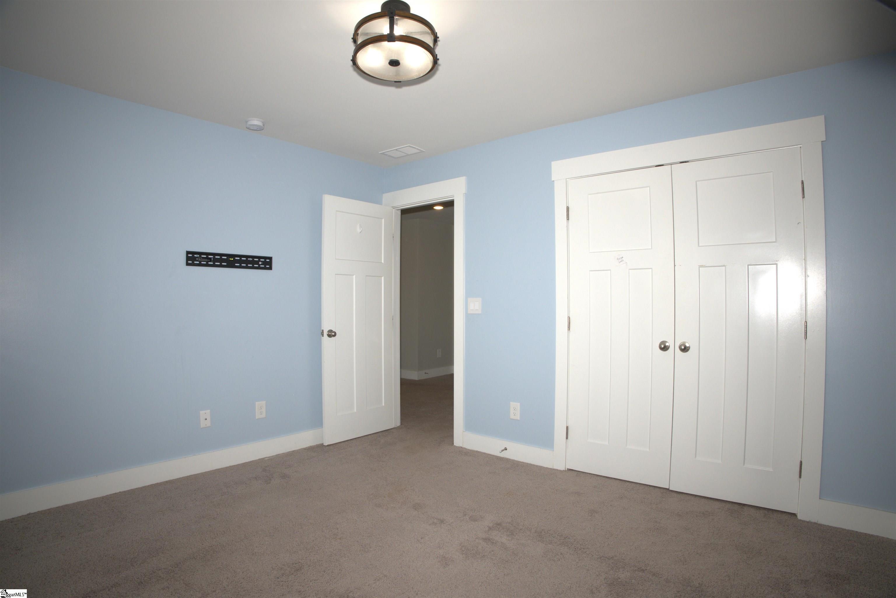 719 Ashdale Way Property Photo 27