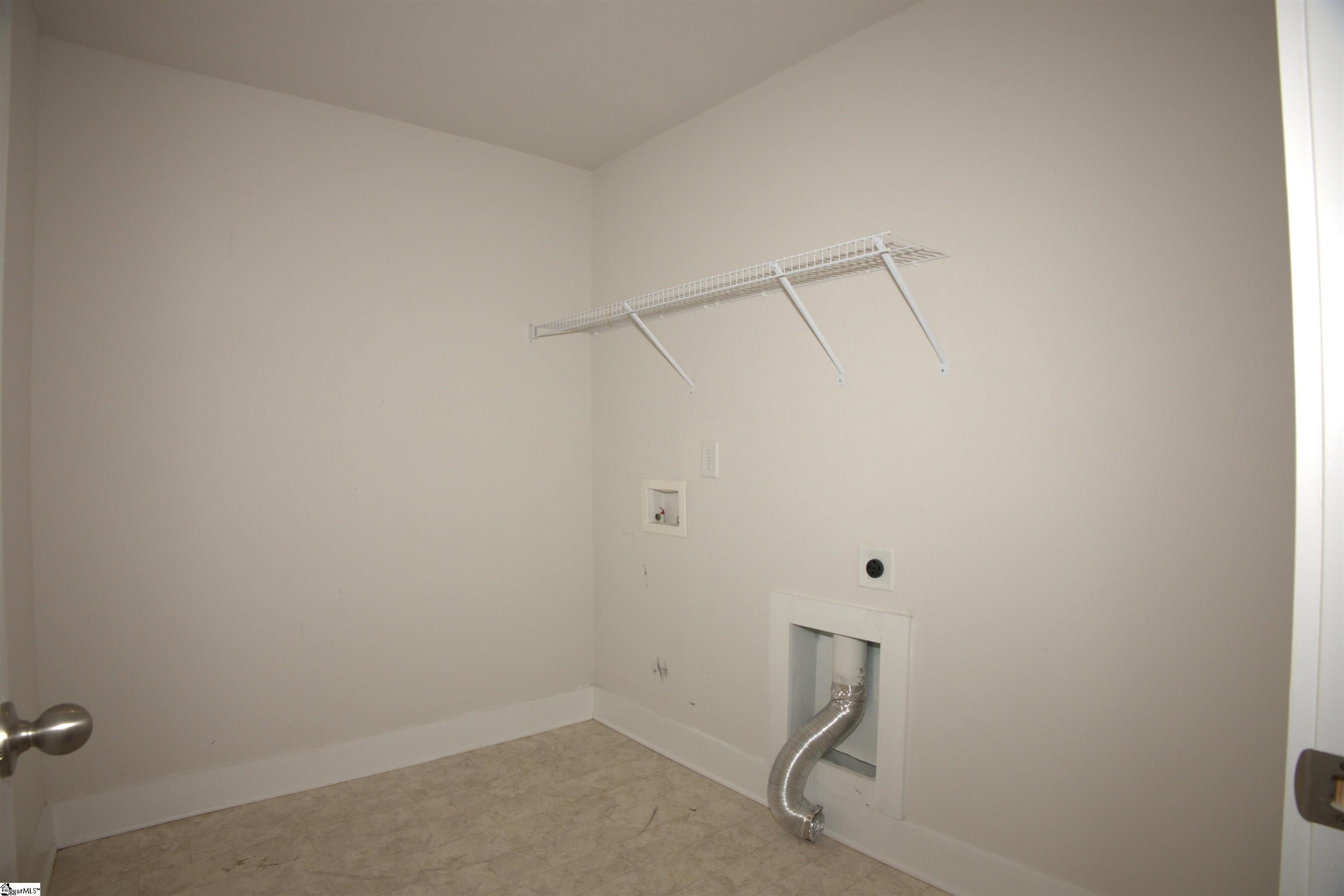 719 Ashdale Way Property Photo 32