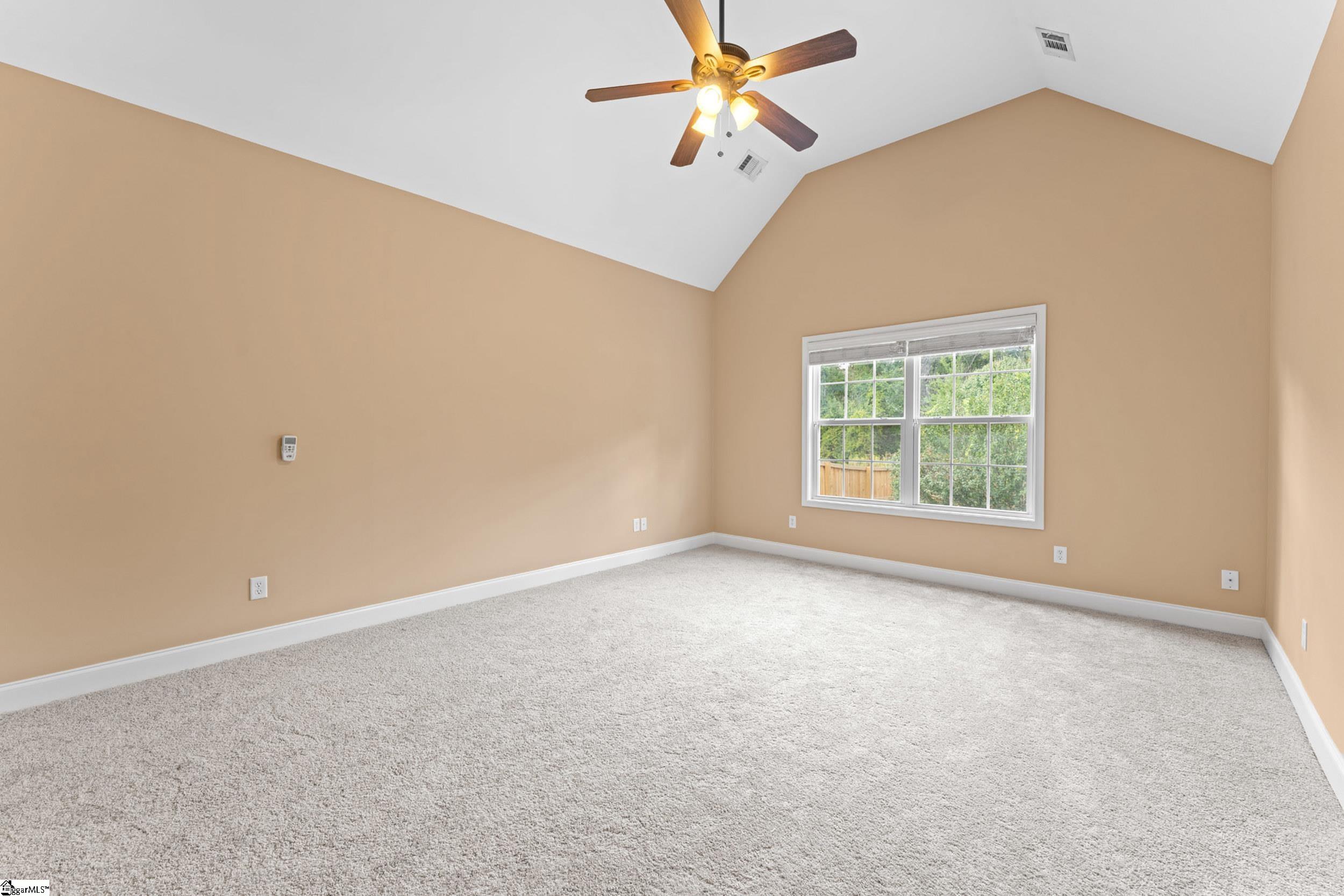 300 Roanoke Way Property Photo 21