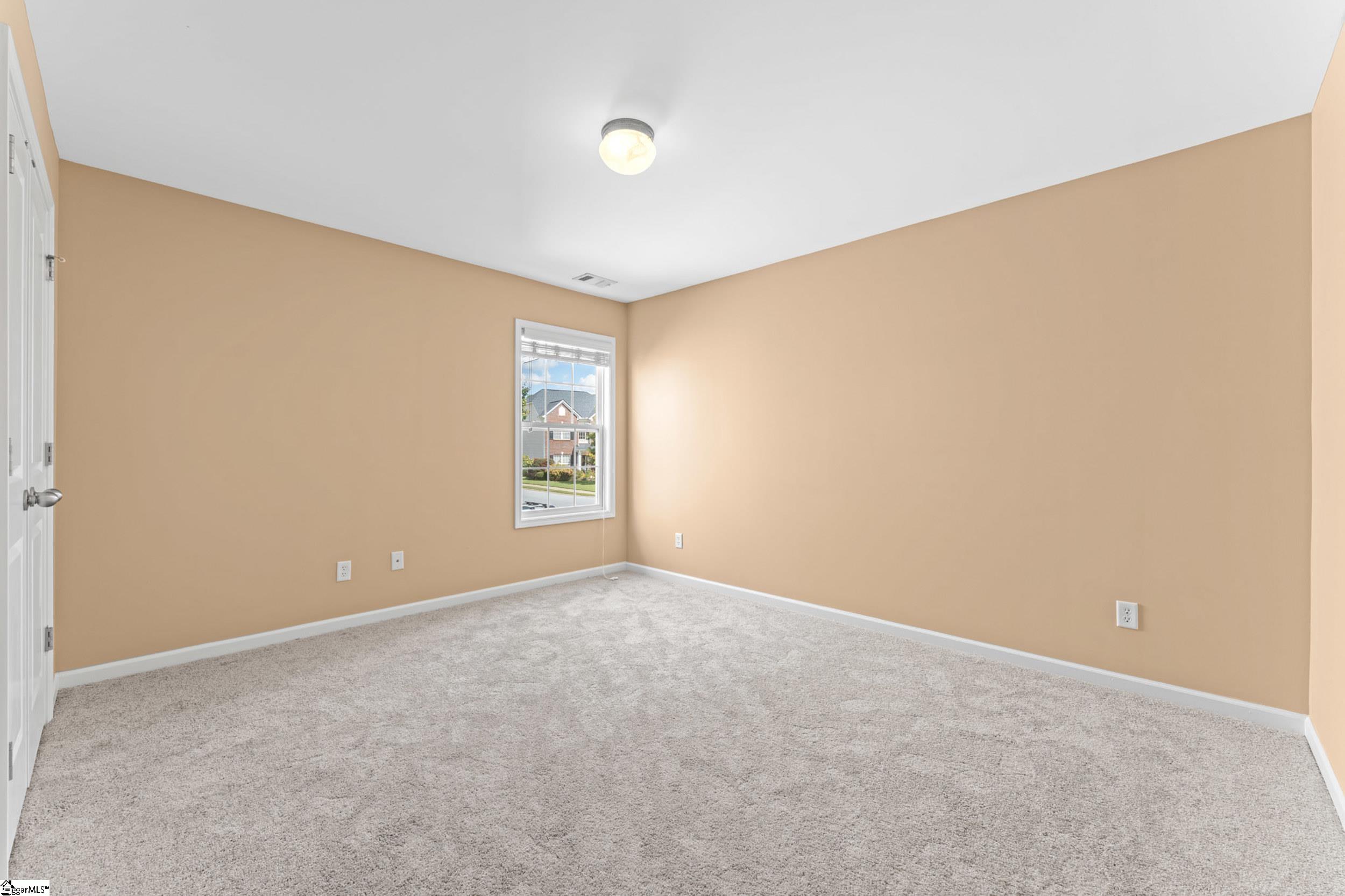 300 Roanoke Way Property Photo 27