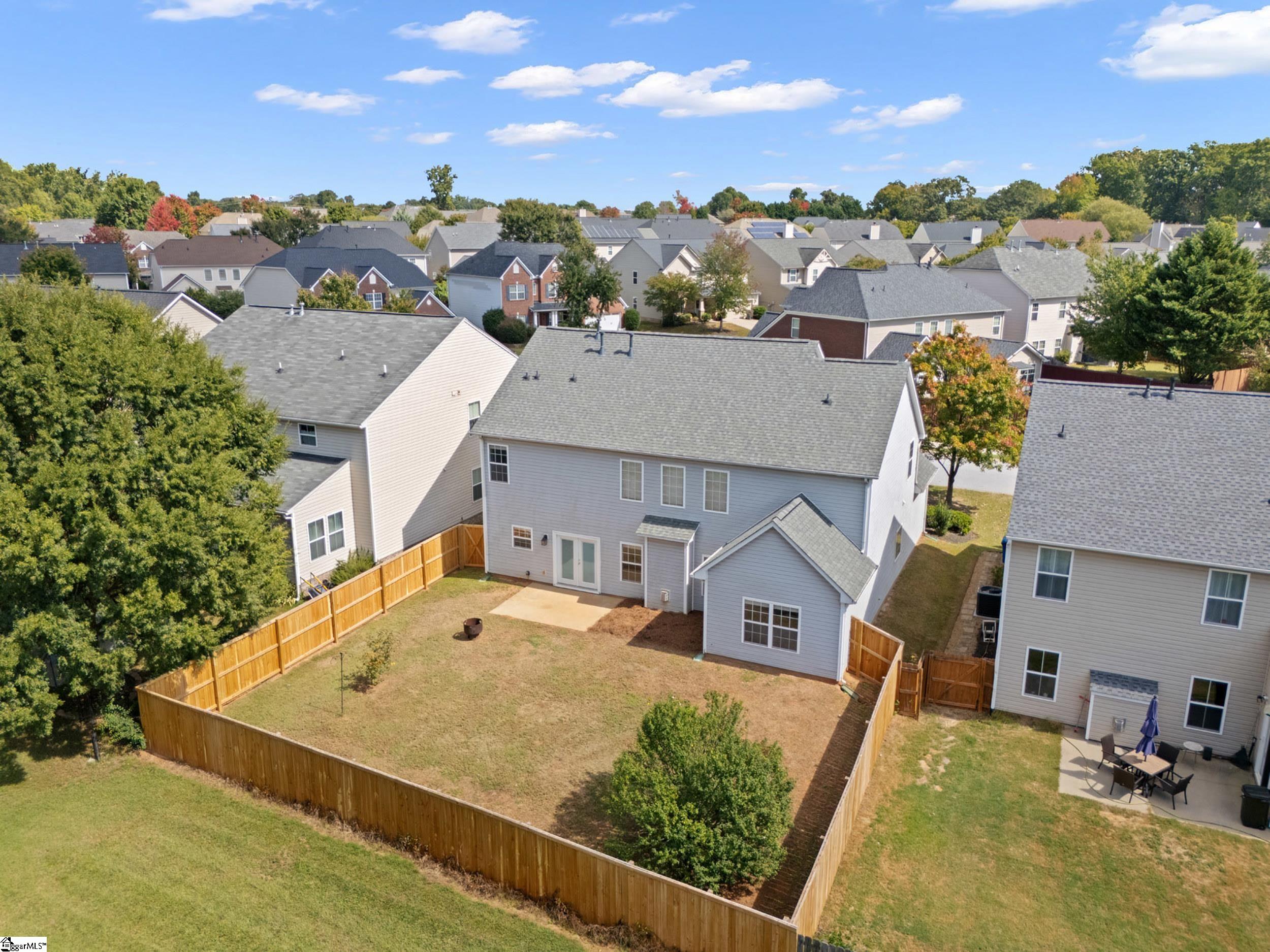 300 Roanoke Way Property Photo 40