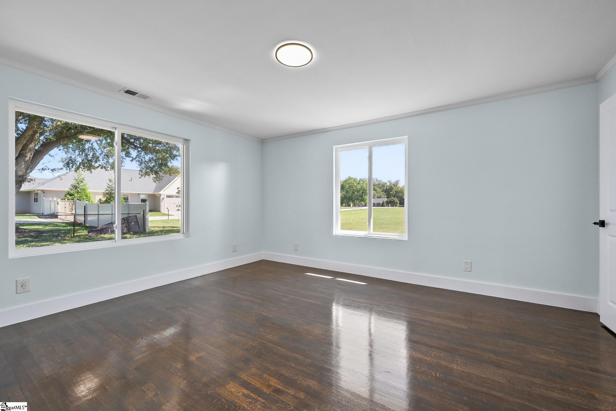 305 Waters Road Property Photo 23