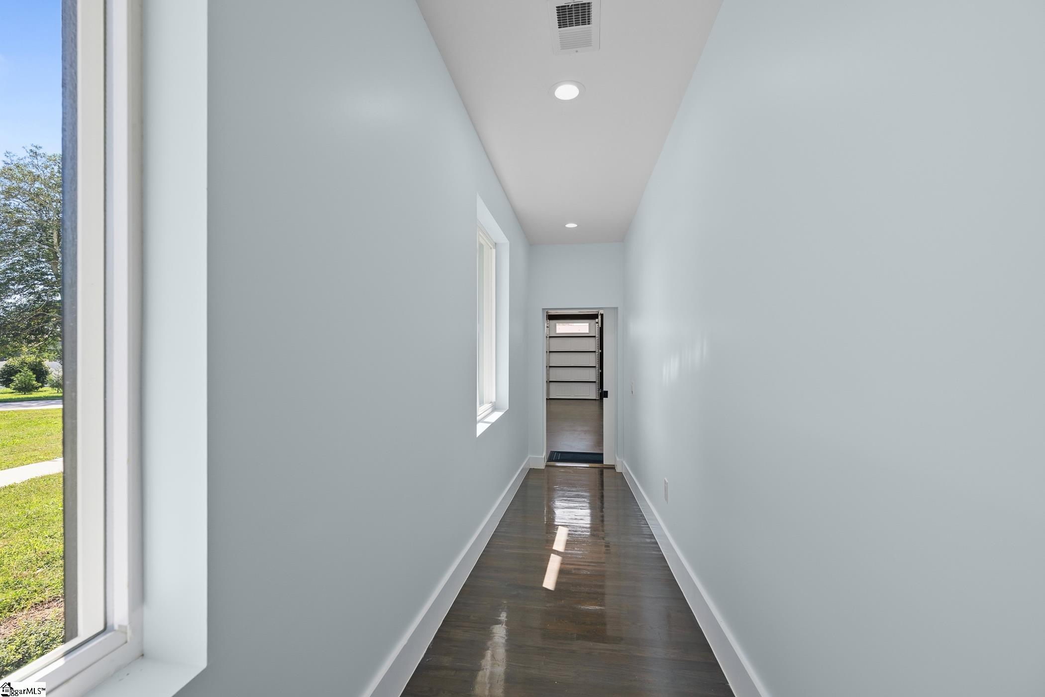 305 Waters Road Property Photo 31