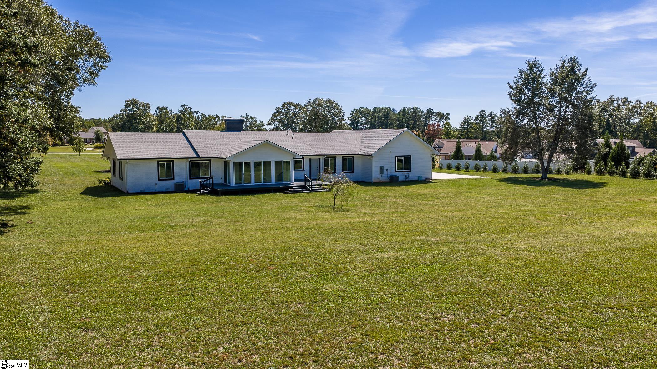 305 Waters Road Property Photo 36