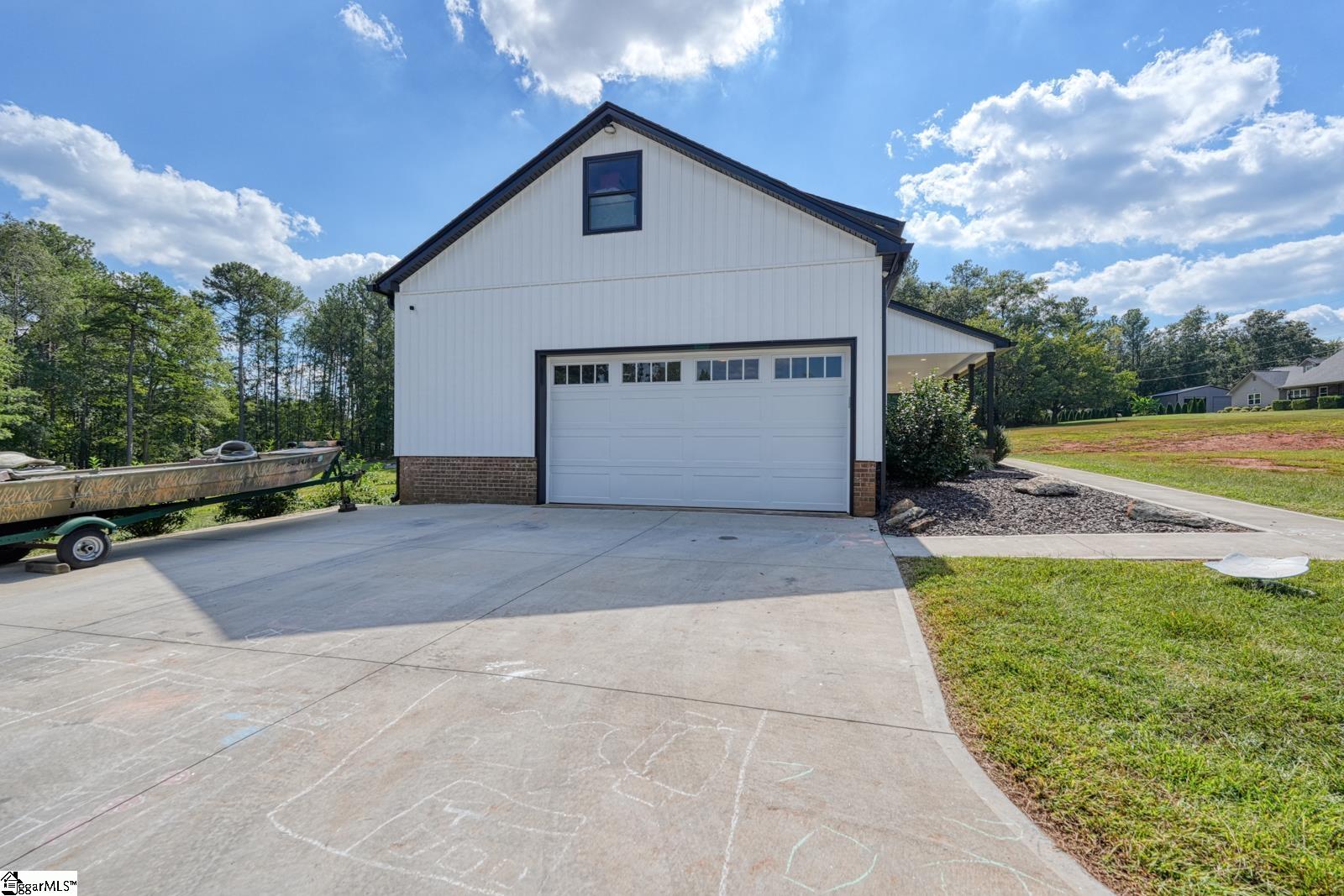 406 Creekside Drive Property Photo 36