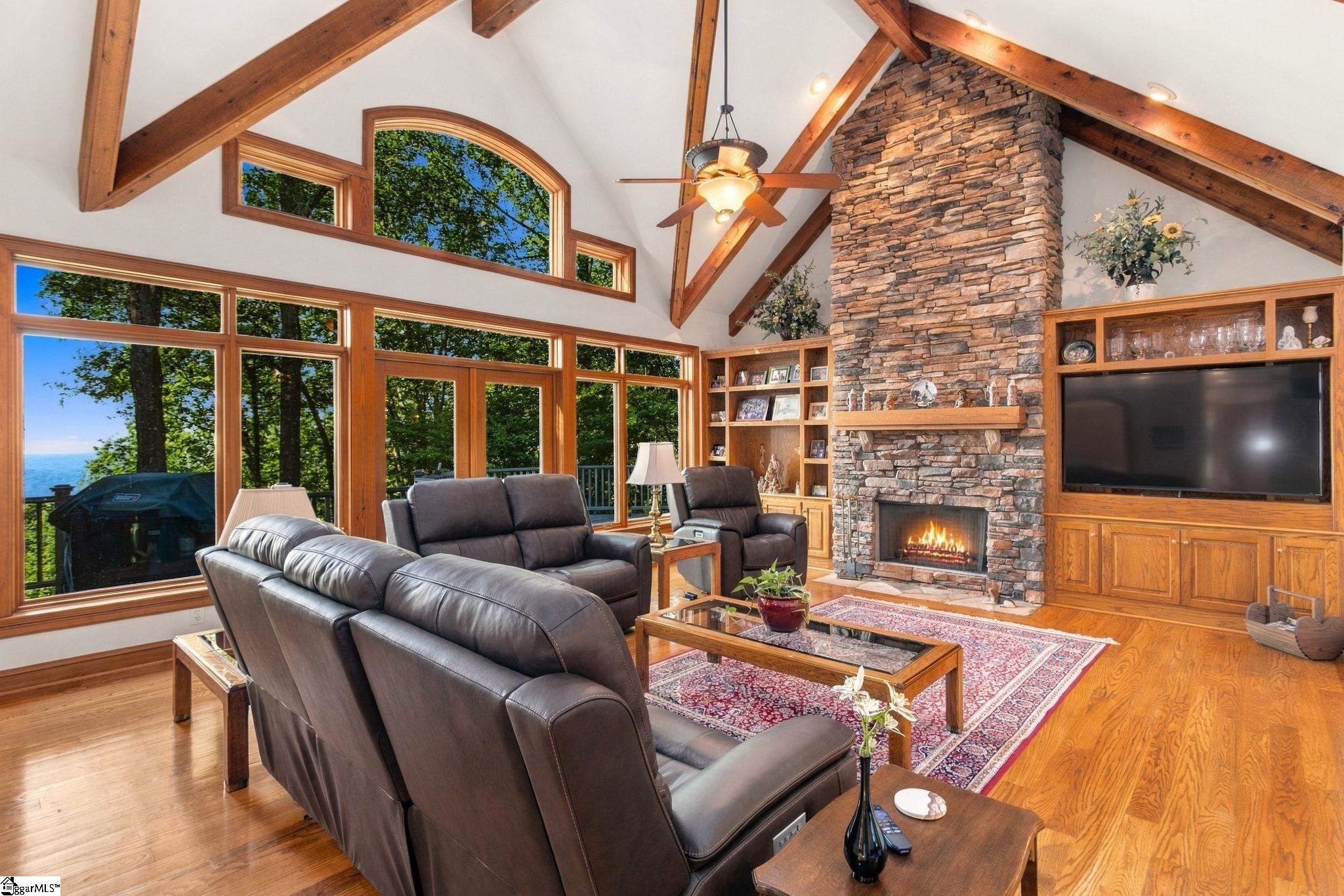 508 Mountain Summit Road Property Photo 4