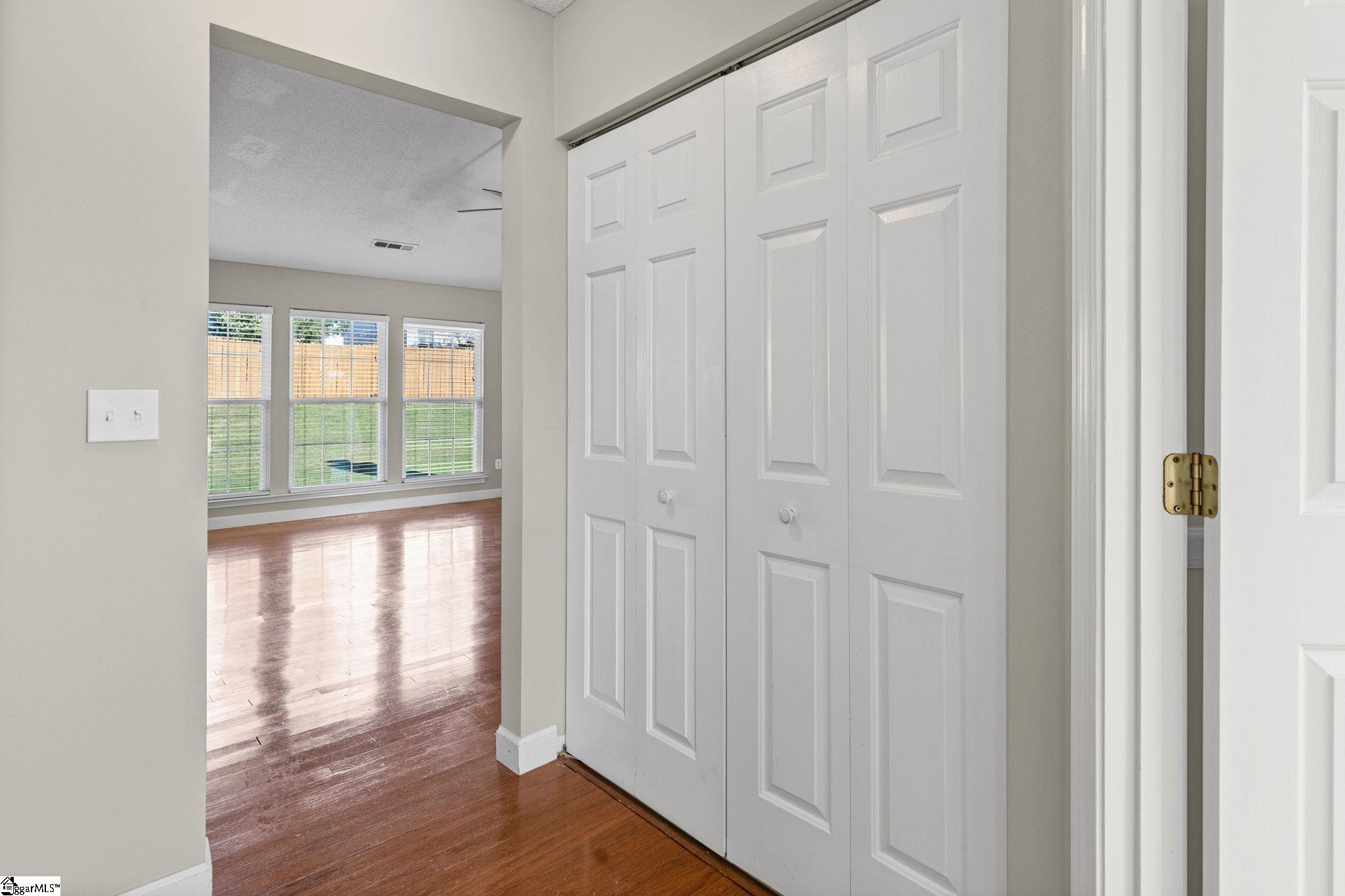 203 Woolridge Way Property Photo 26