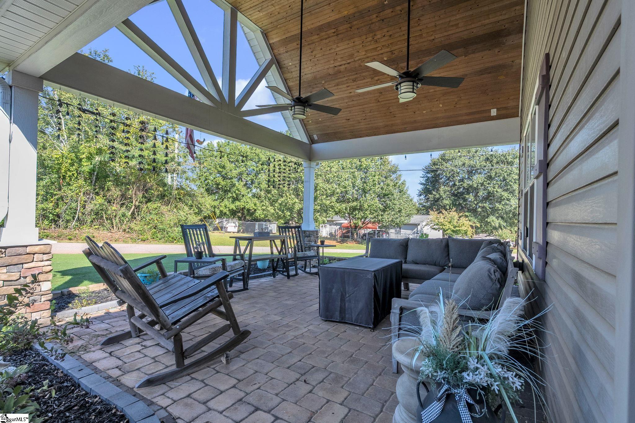 193 Butler Road Property Photo 3