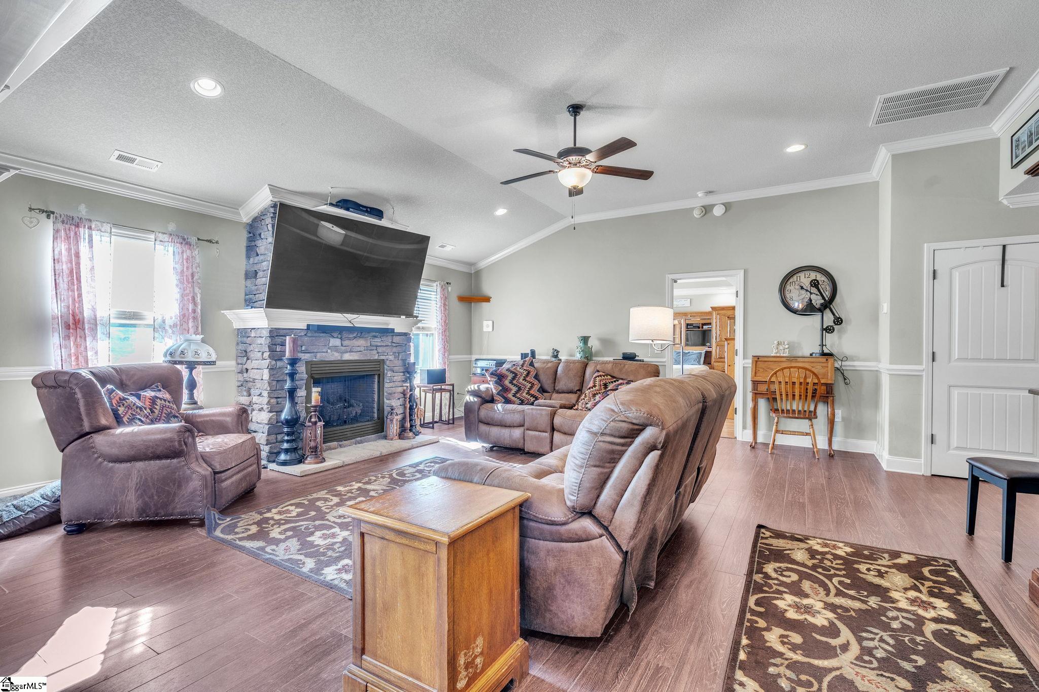 193 Butler Road Property Photo 8
