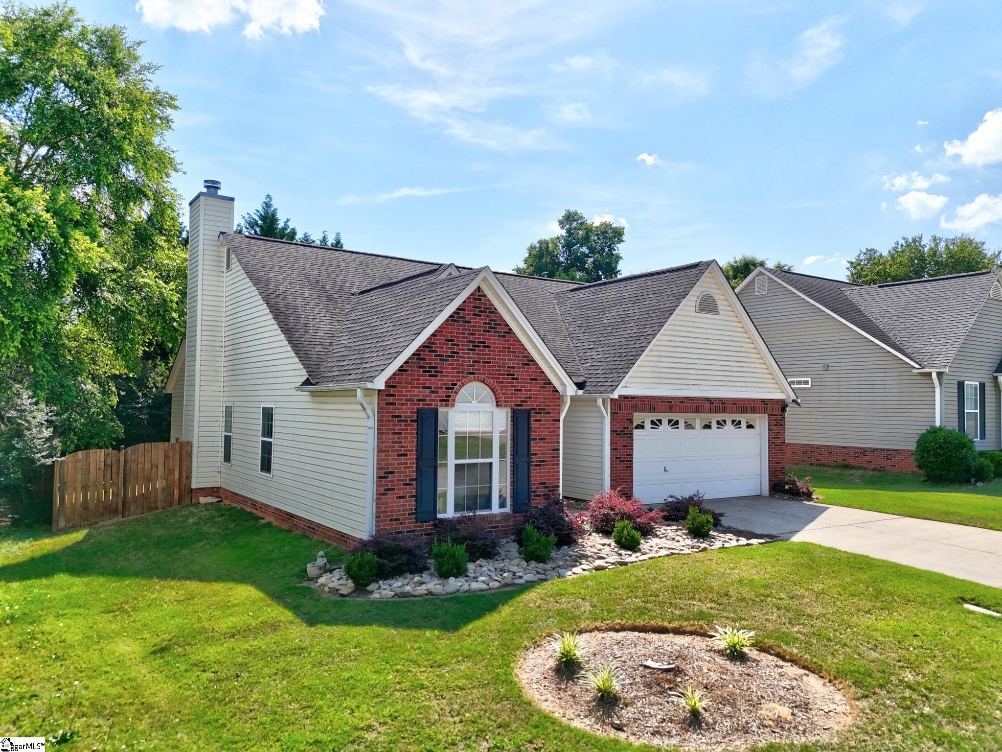 214 Ashridge Way Property Photo 3