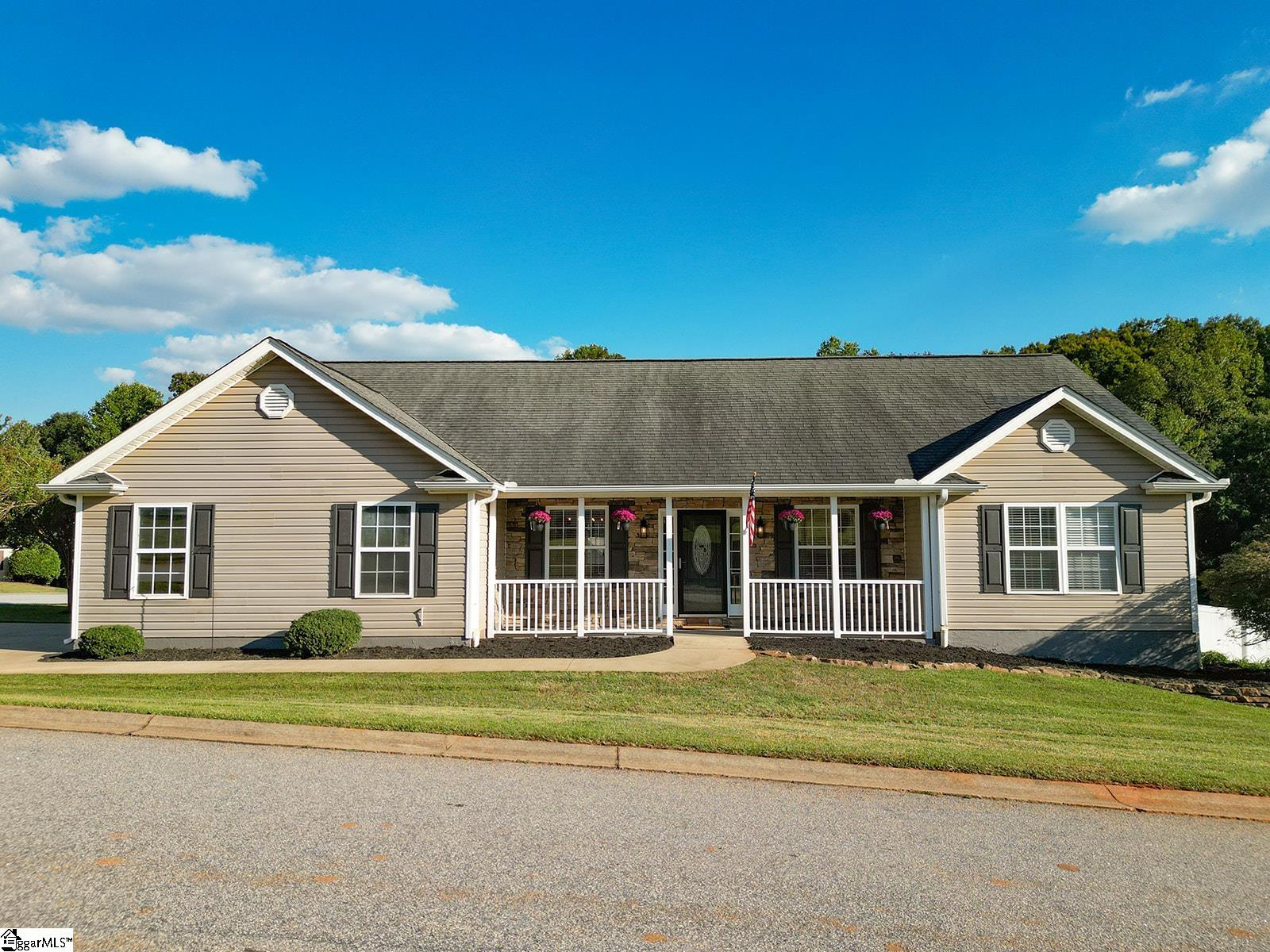 1 Calderwood Court Property Photo 1