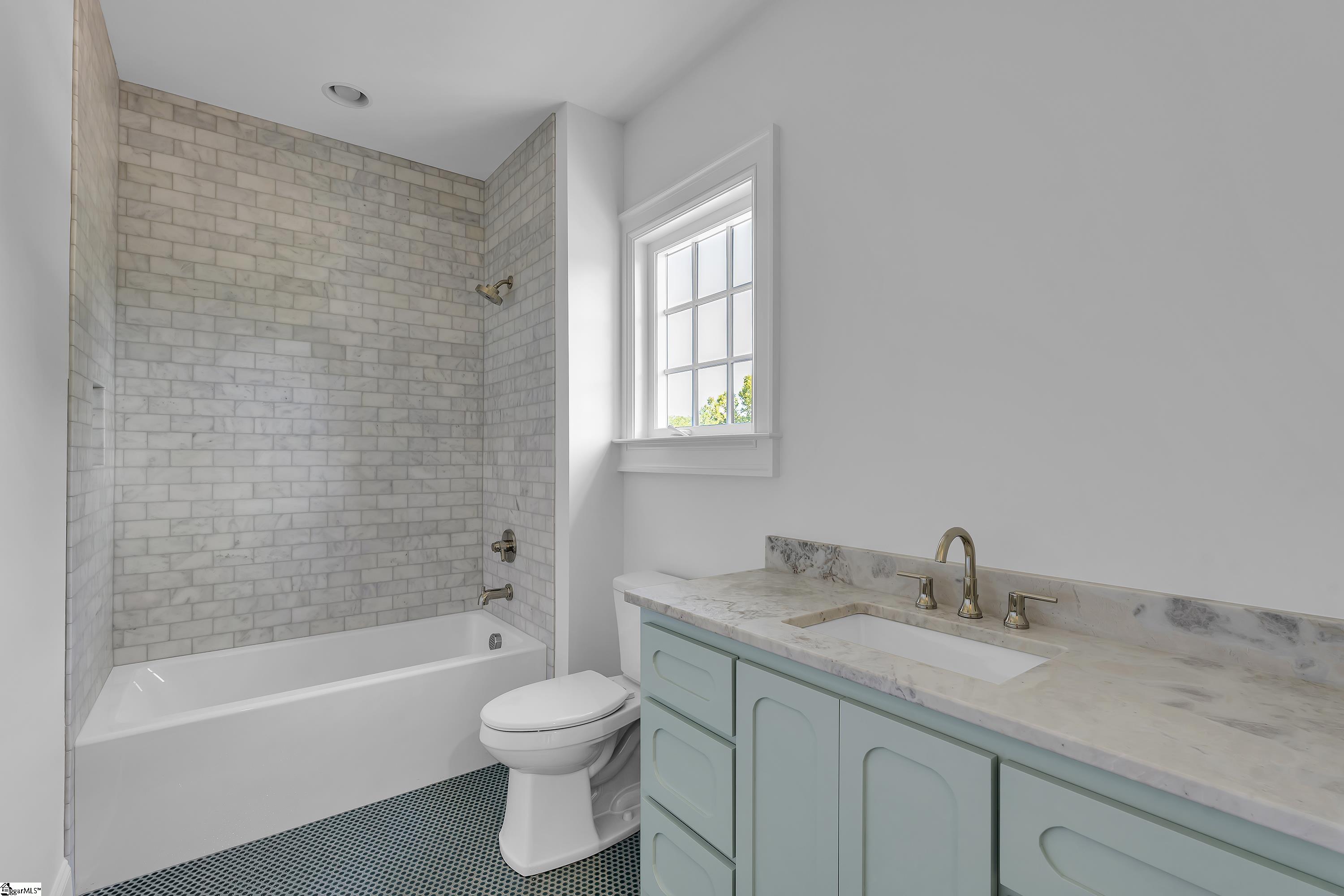 130 Augusta Court Property Photo 32