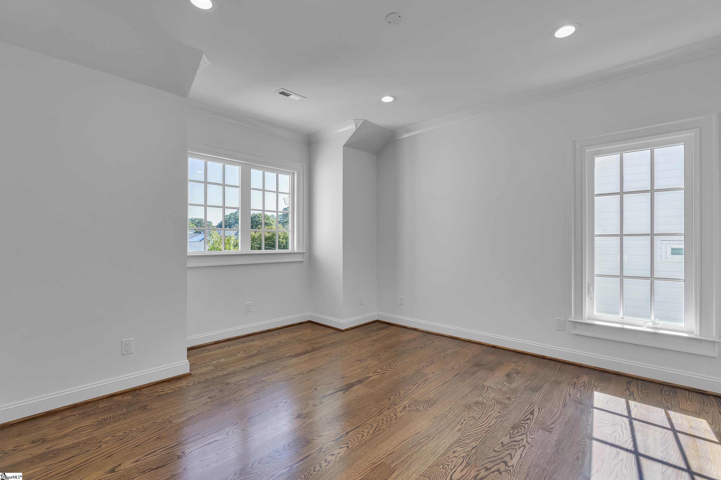 130 Augusta Court Property Photo 33