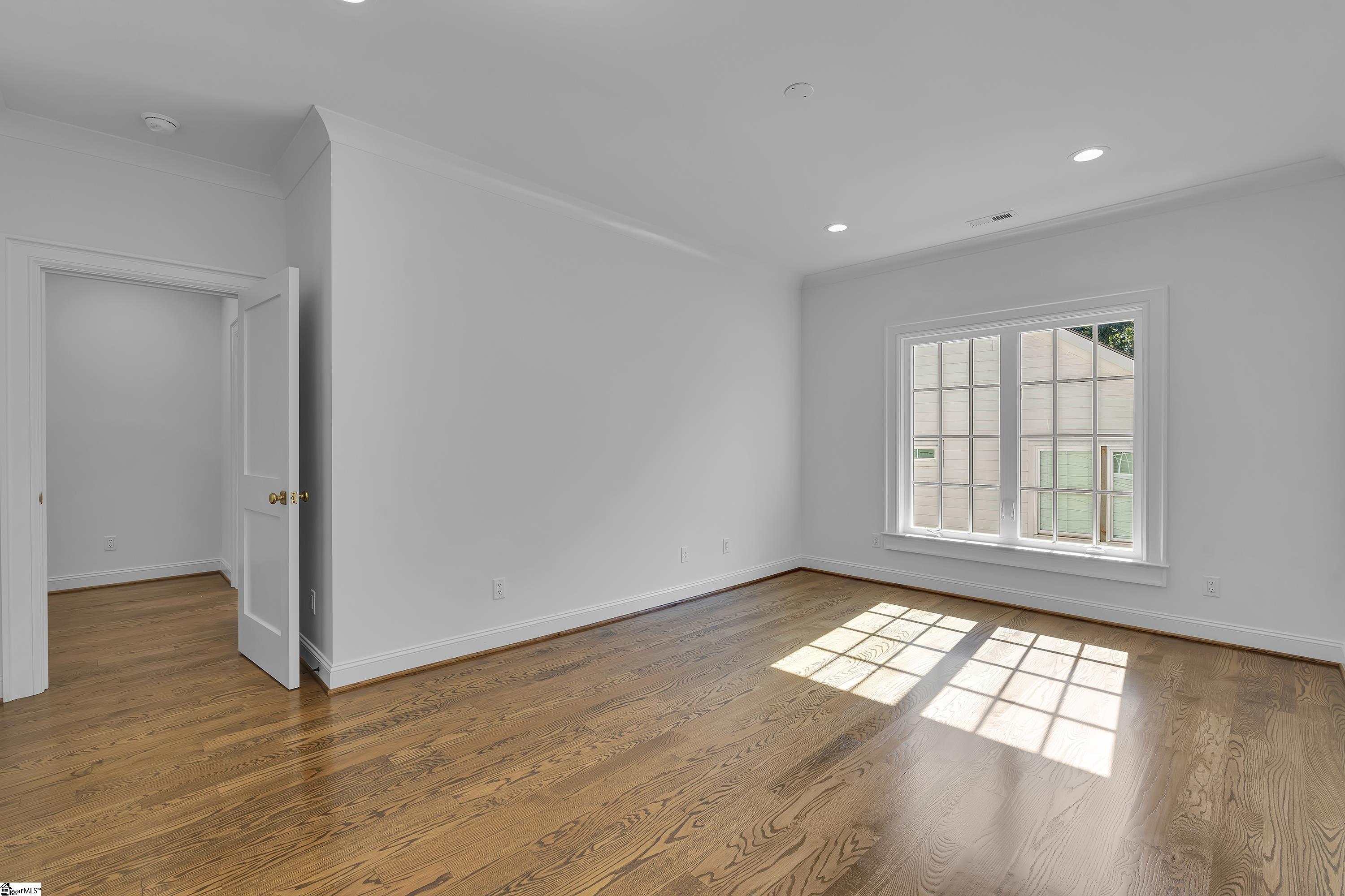130 Augusta Court Property Photo 35