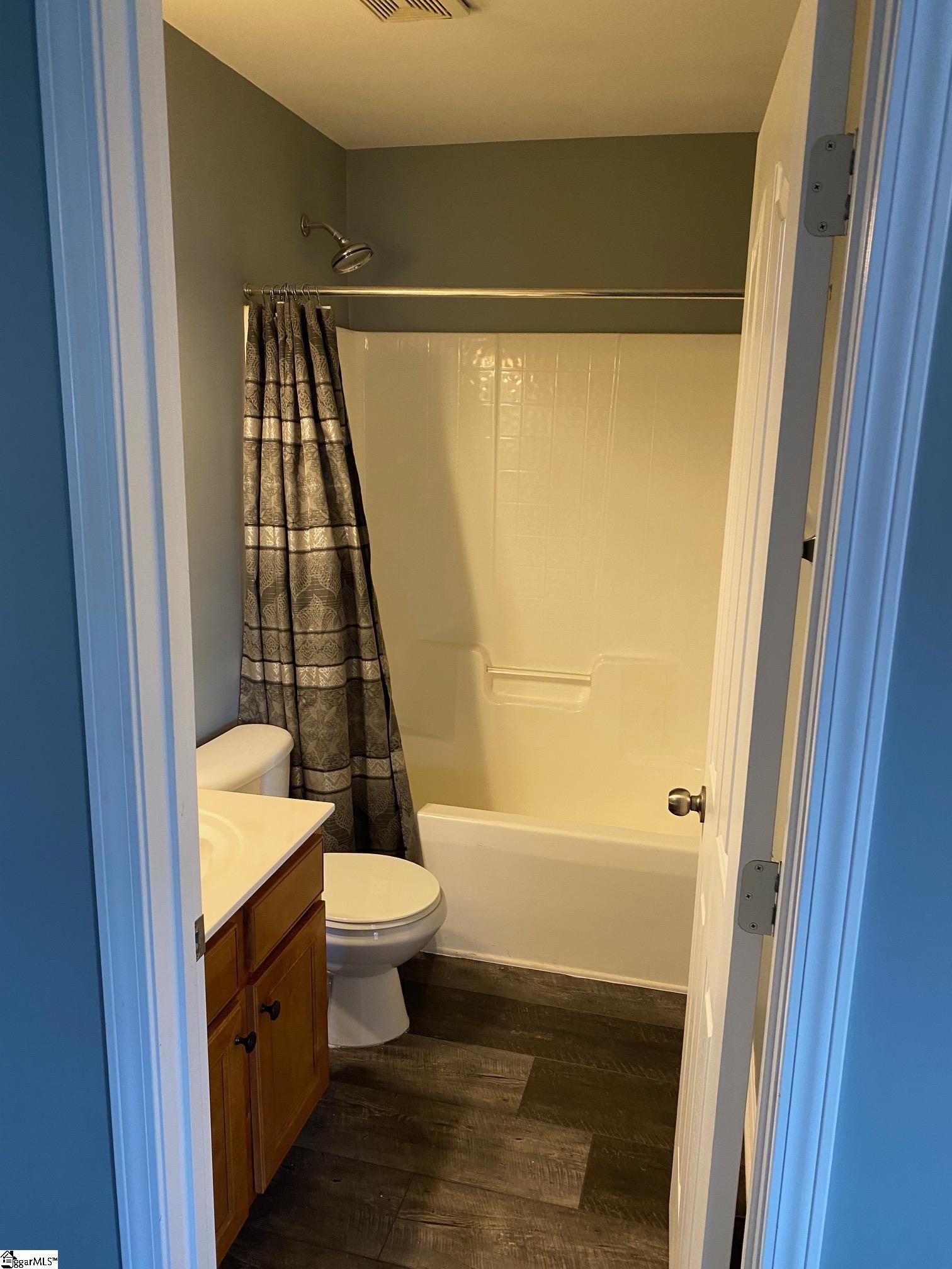 206 Knoll Ridge Drive Property Photo 22