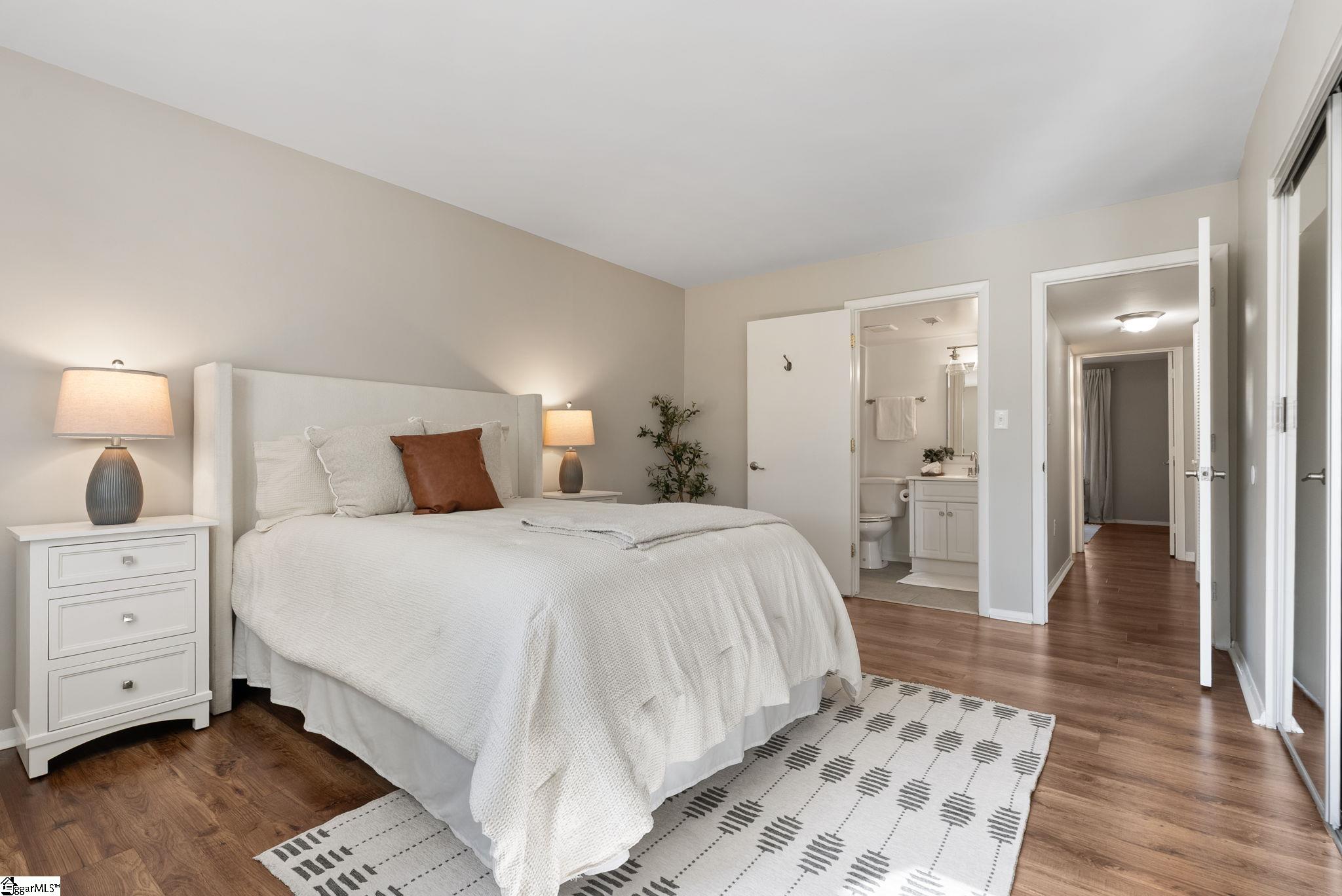 925 Cleveland Street Property Photo 20