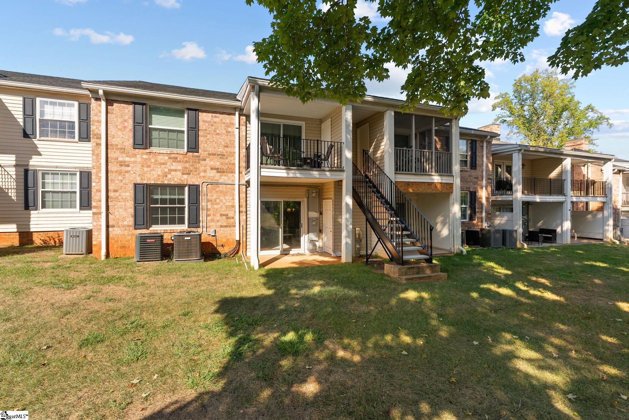 925 Cleveland Street Property Photo 31