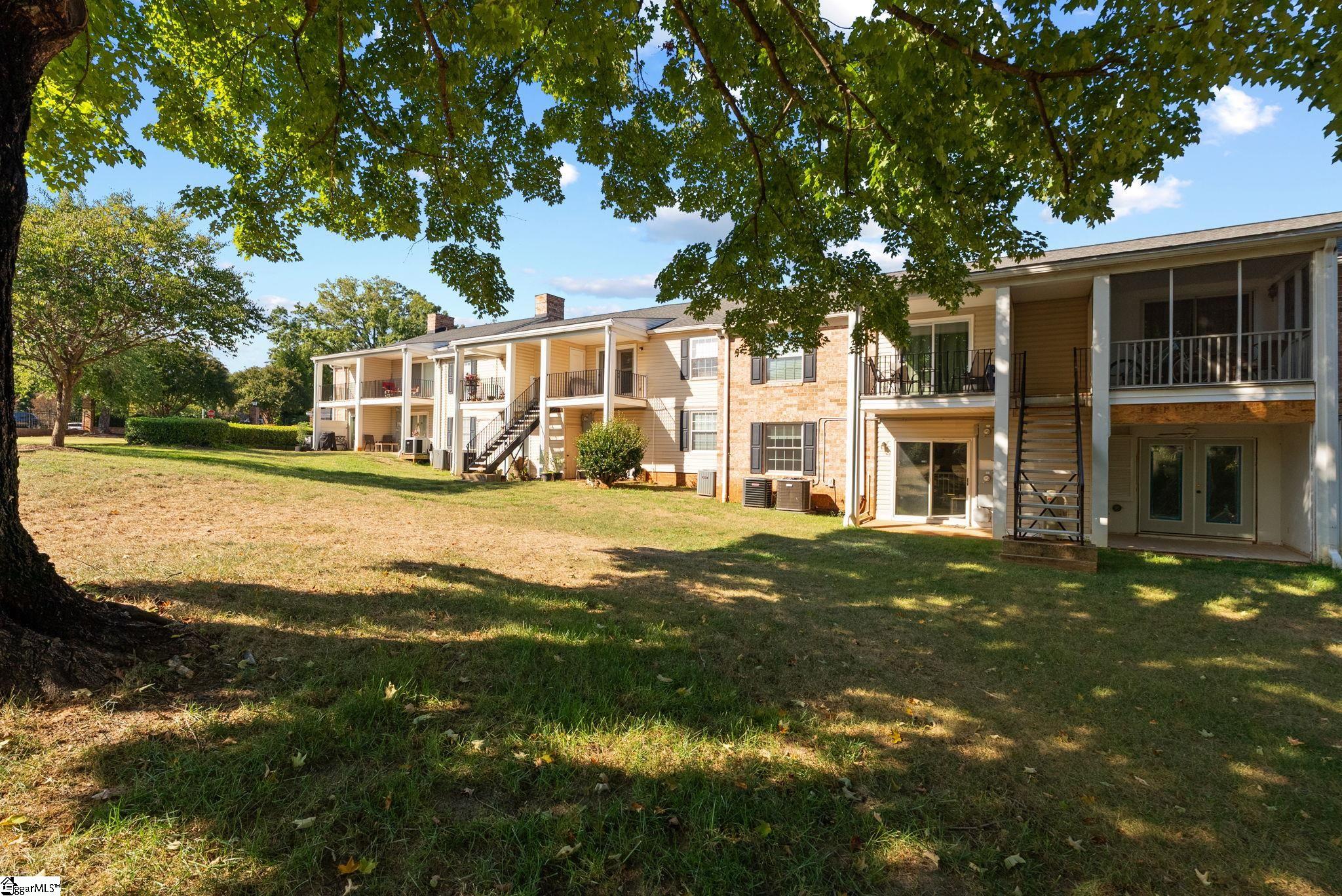 925 Cleveland Street Property Photo 32