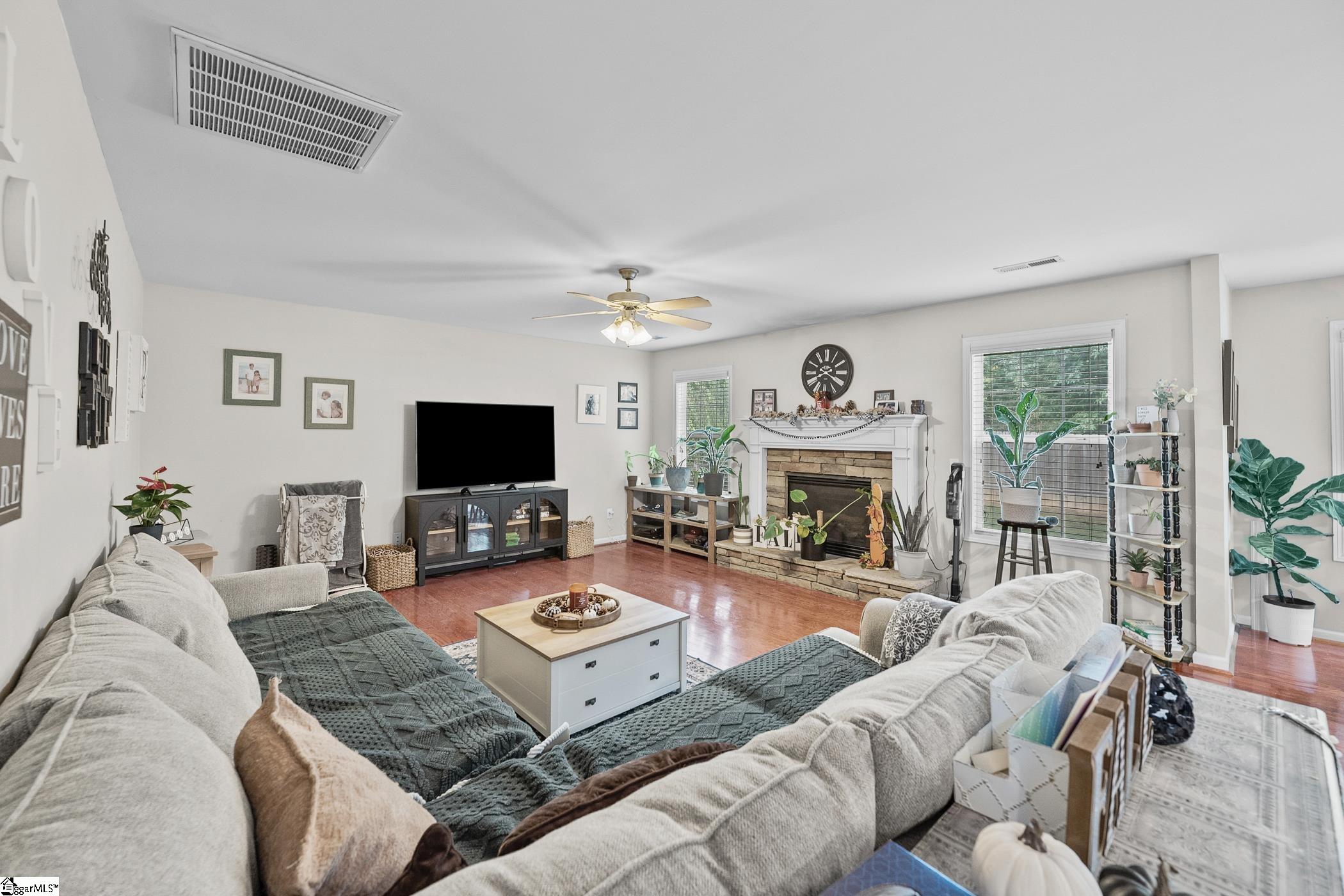 110 Ashington Drive Property Photo 15