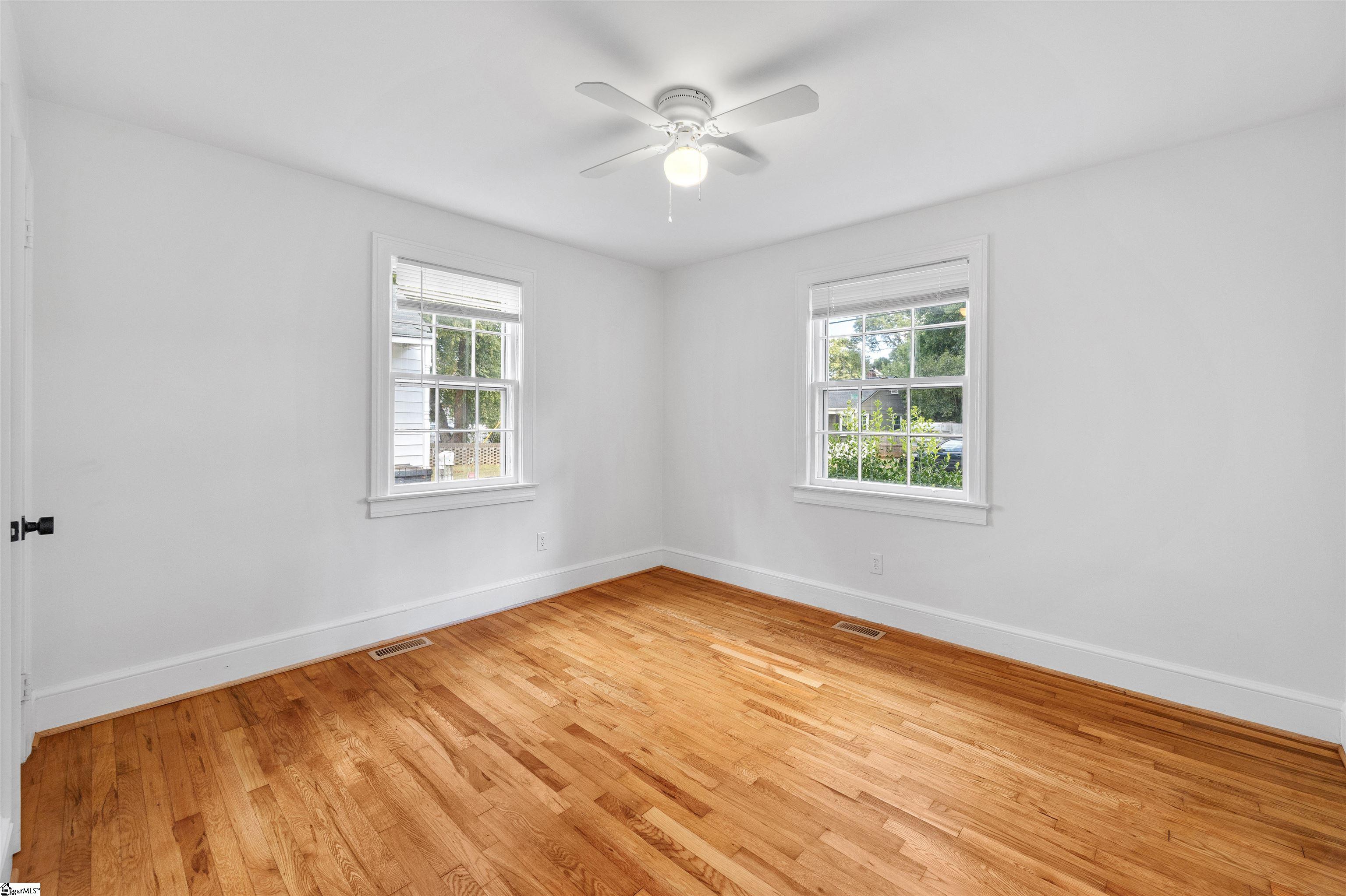 14 Tabor Street Property Photo 15