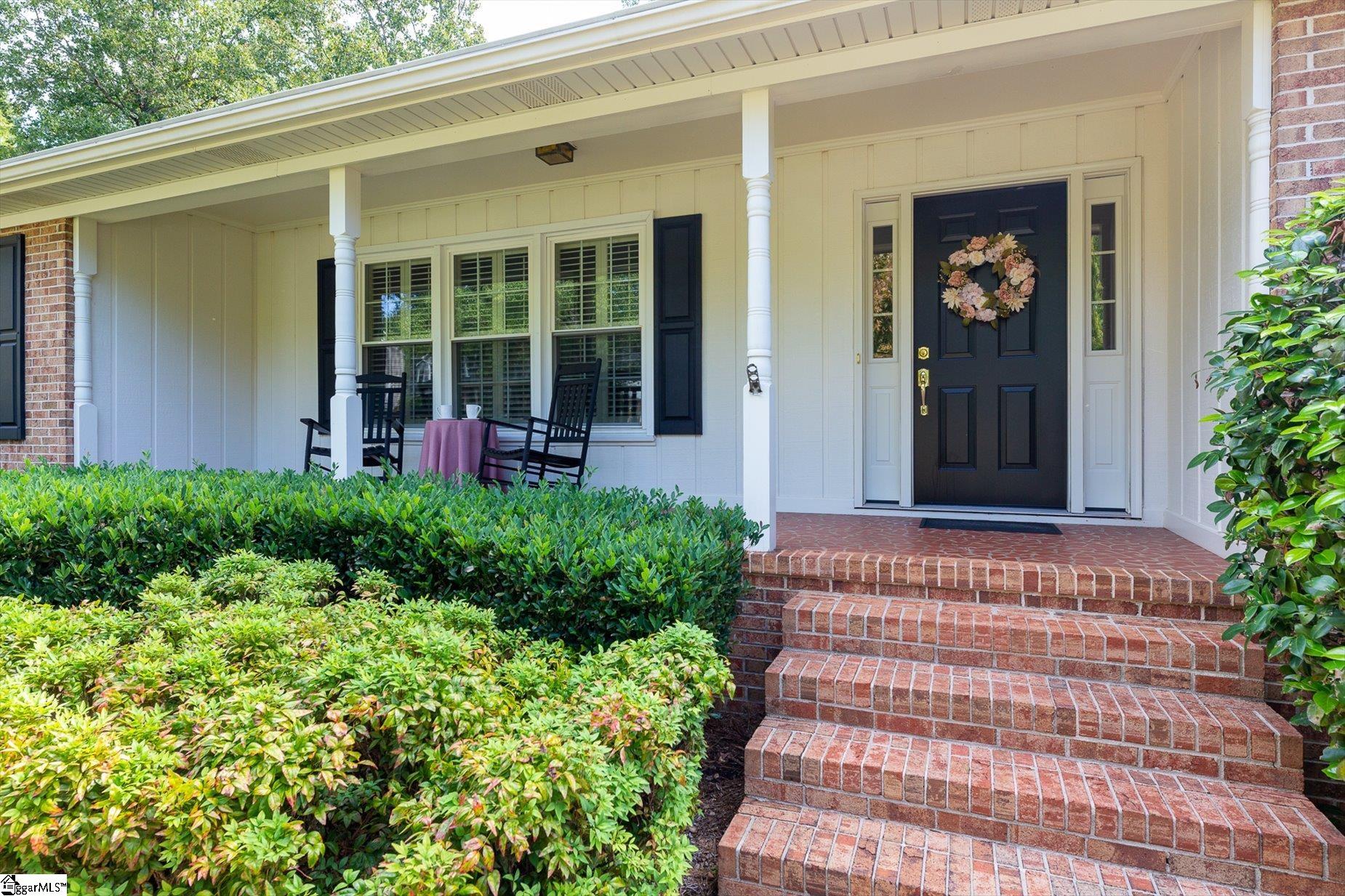 109 Silver Creek Court Property Photo 3