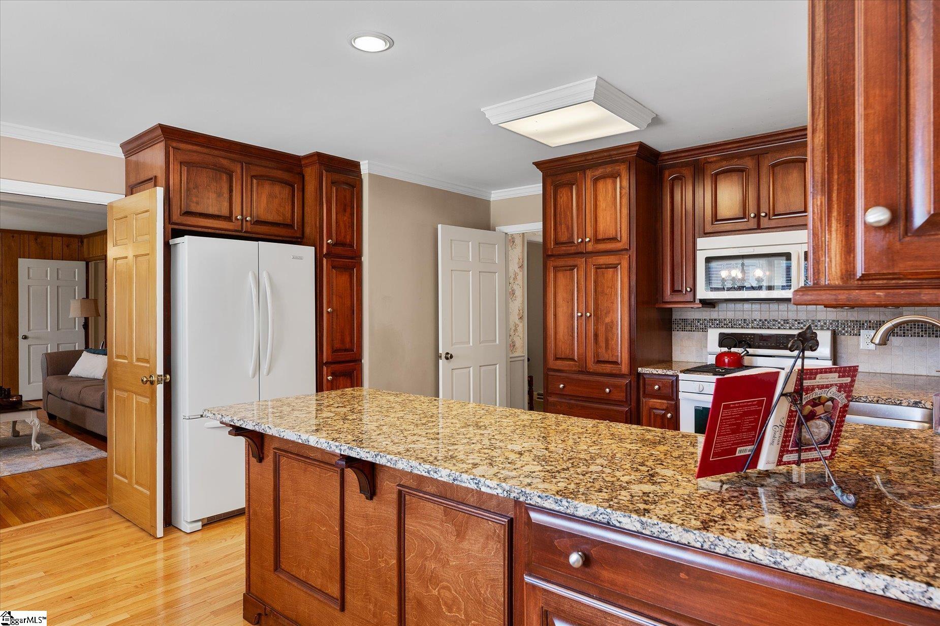 109 Silver Creek Court Property Photo 12