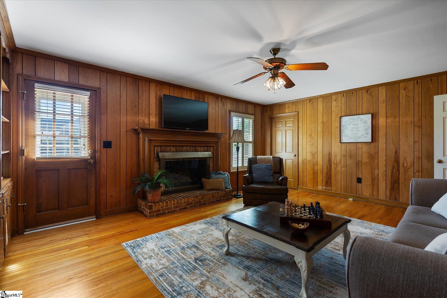109 Silver Creek Court Property Photo 16