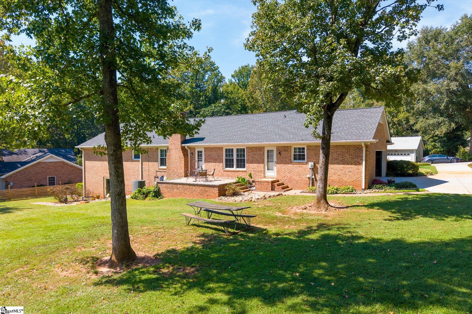 109 Silver Creek Court Property Photo 45