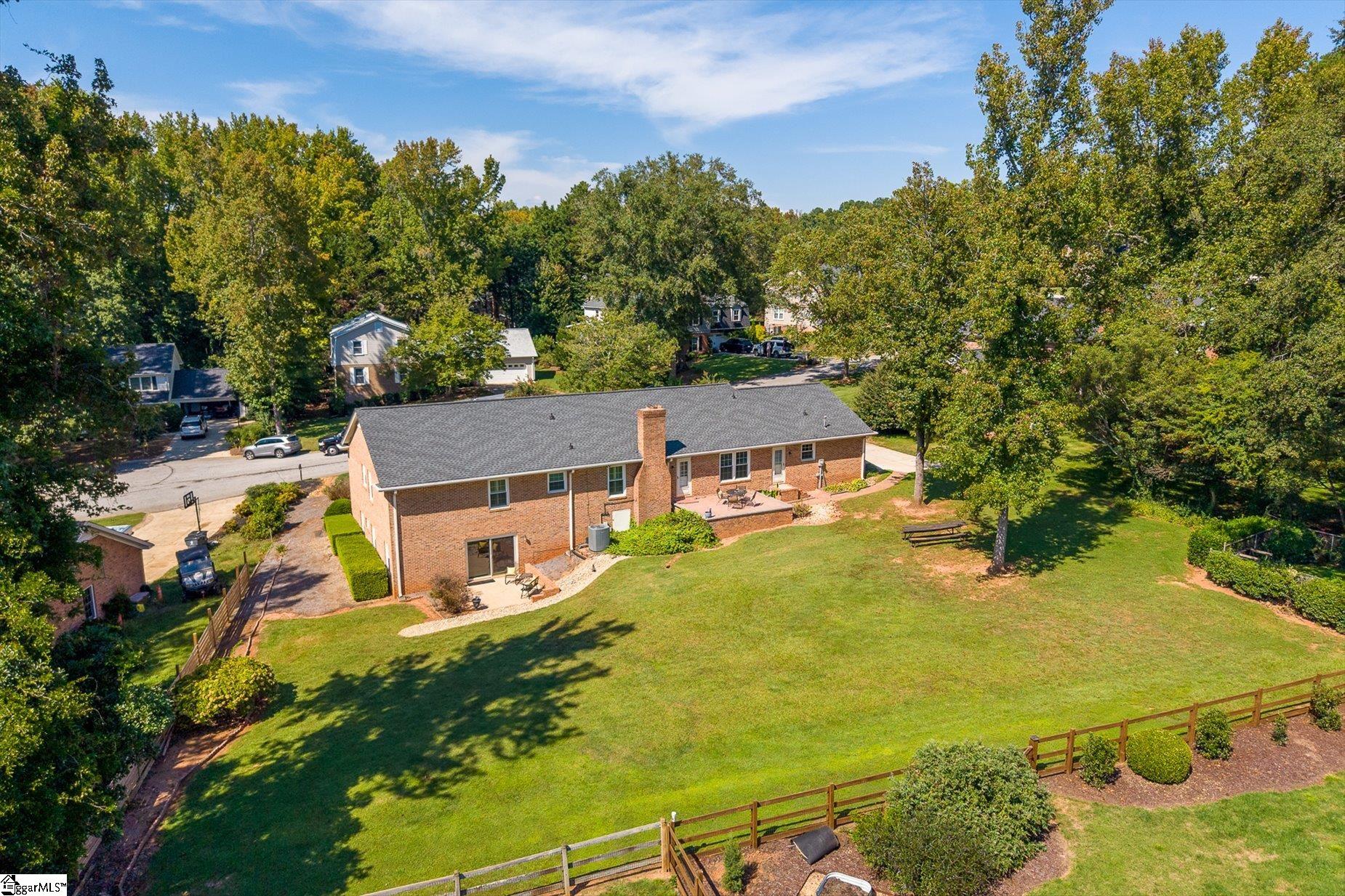 109 Silver Creek Court Property Photo 47