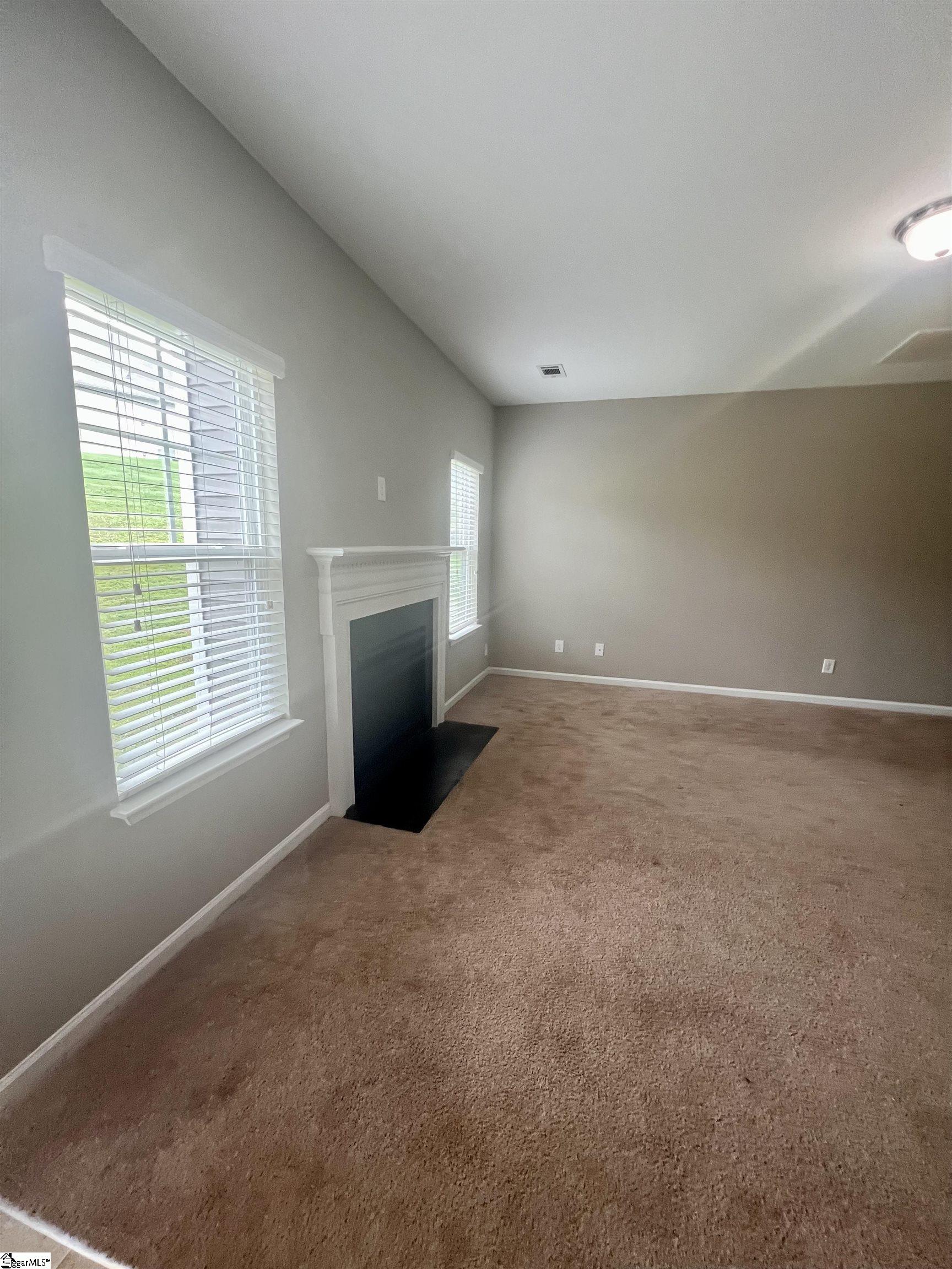 454 Lynnell Way Property Photo 3