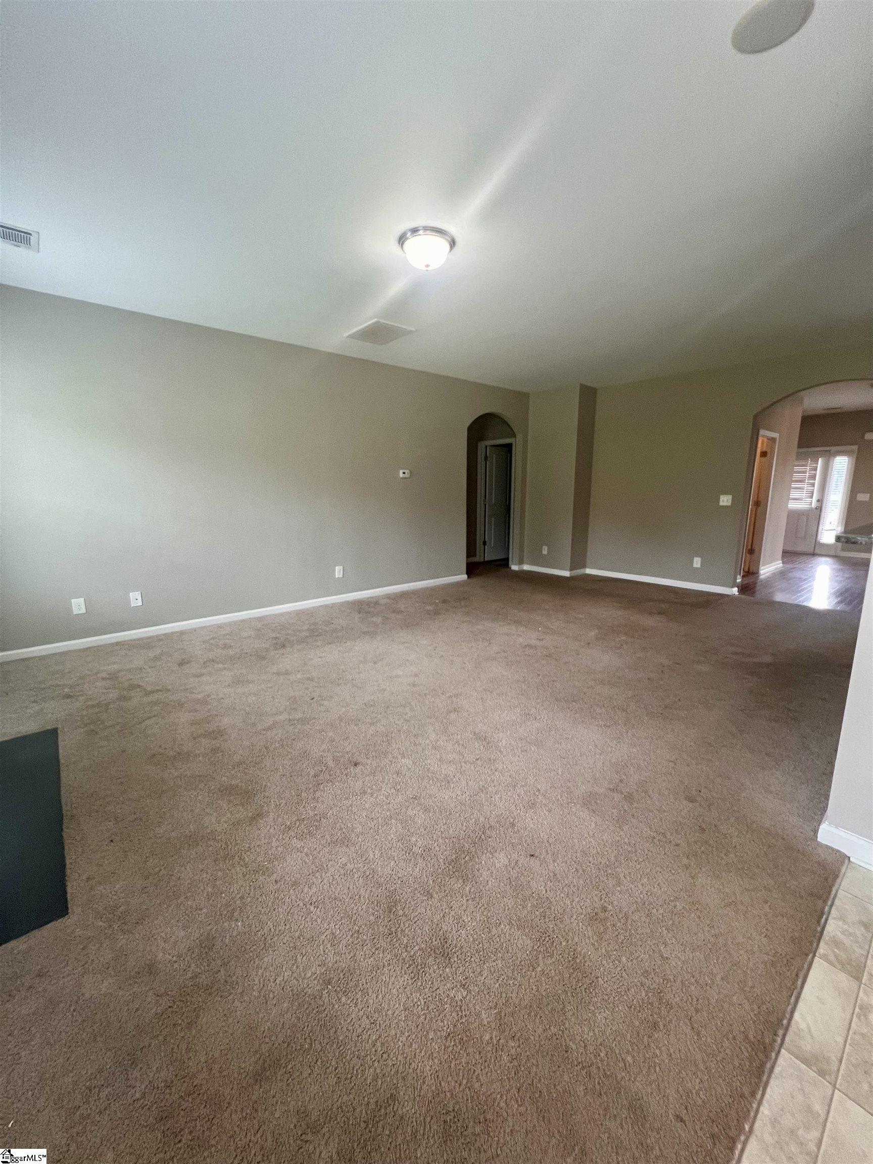 454 Lynnell Way Property Photo 4