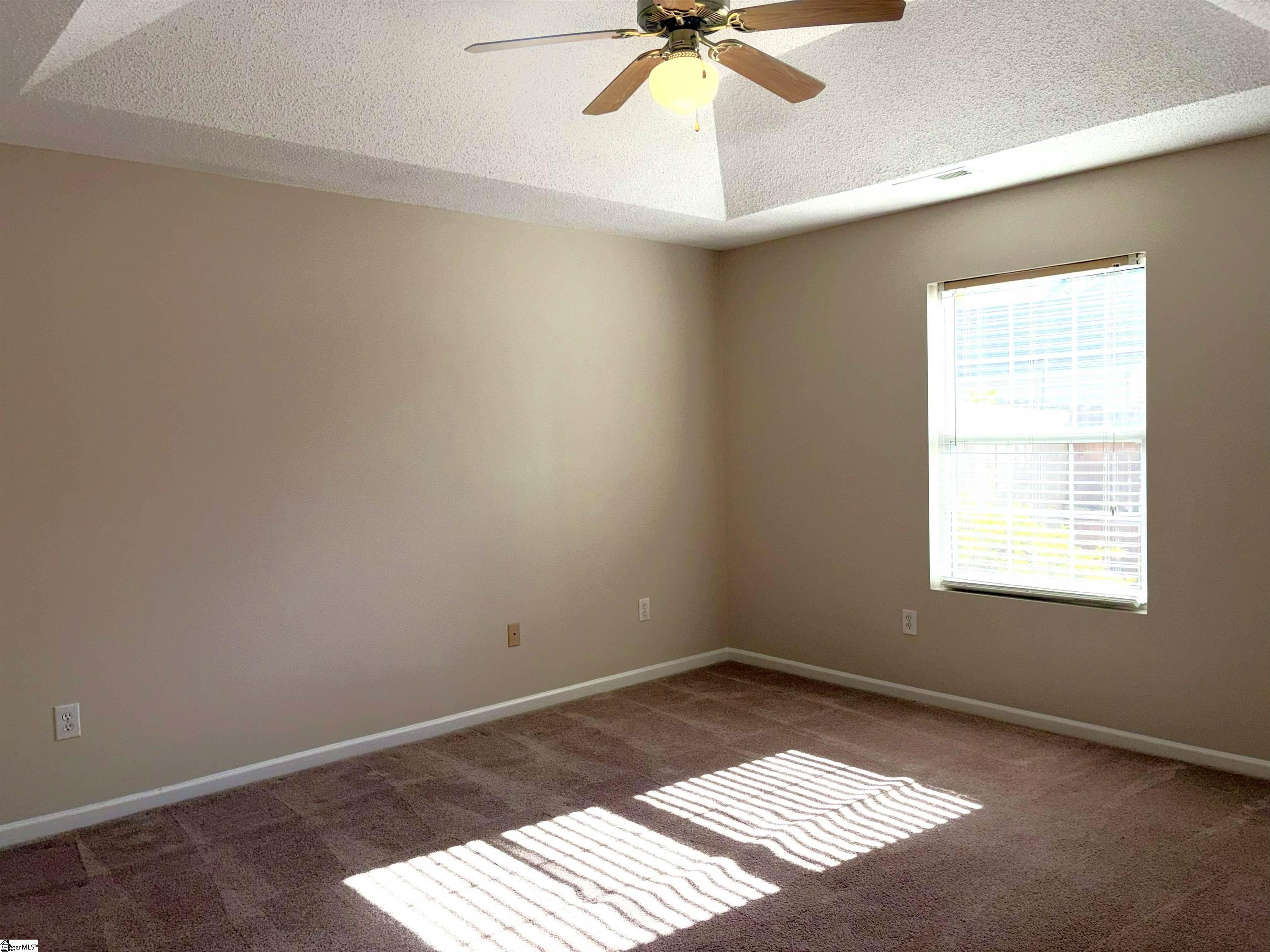 403 Riverside Towne Circle Property Photo 8