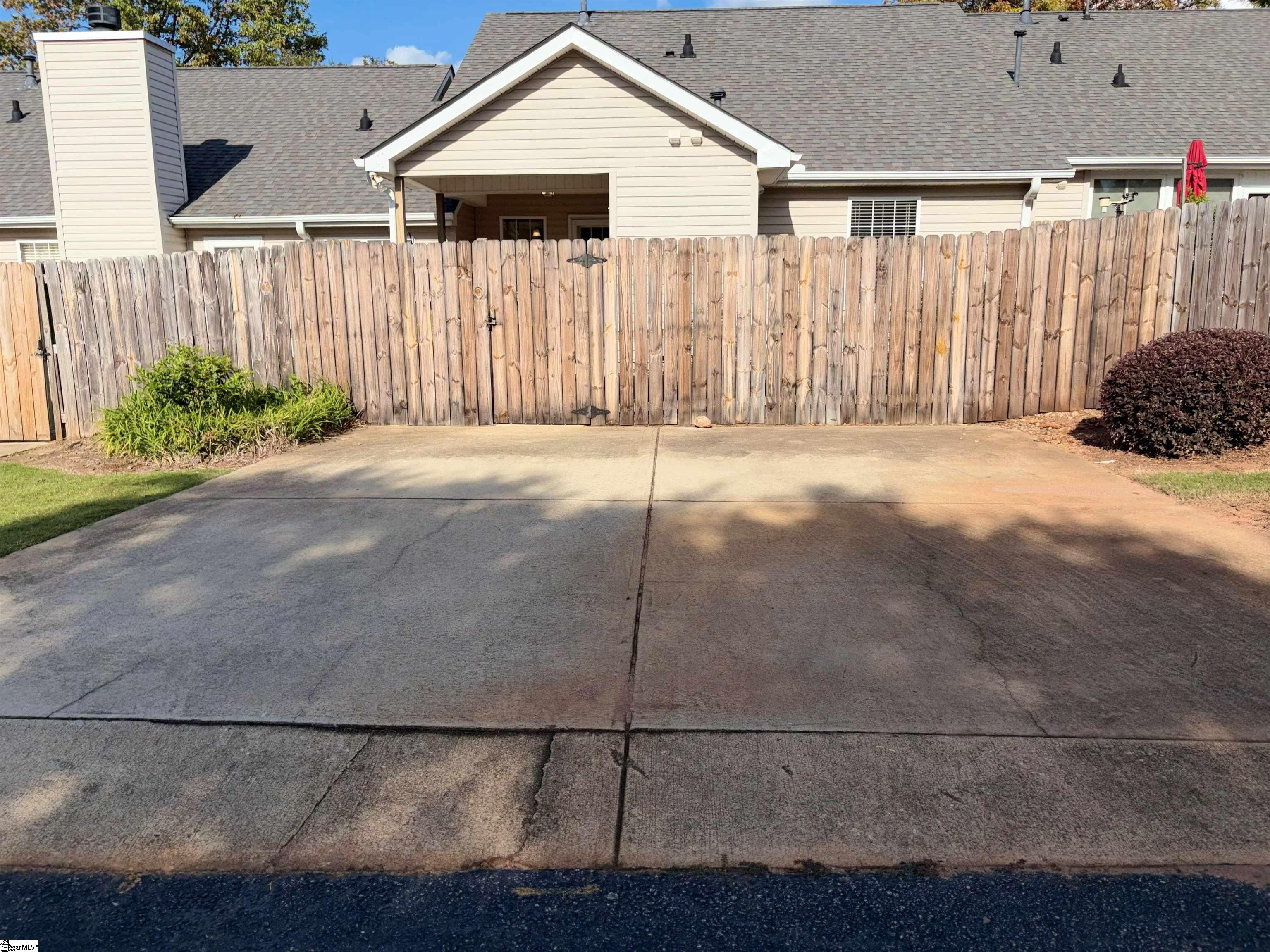 403 Riverside Towne Circle Property Photo 15