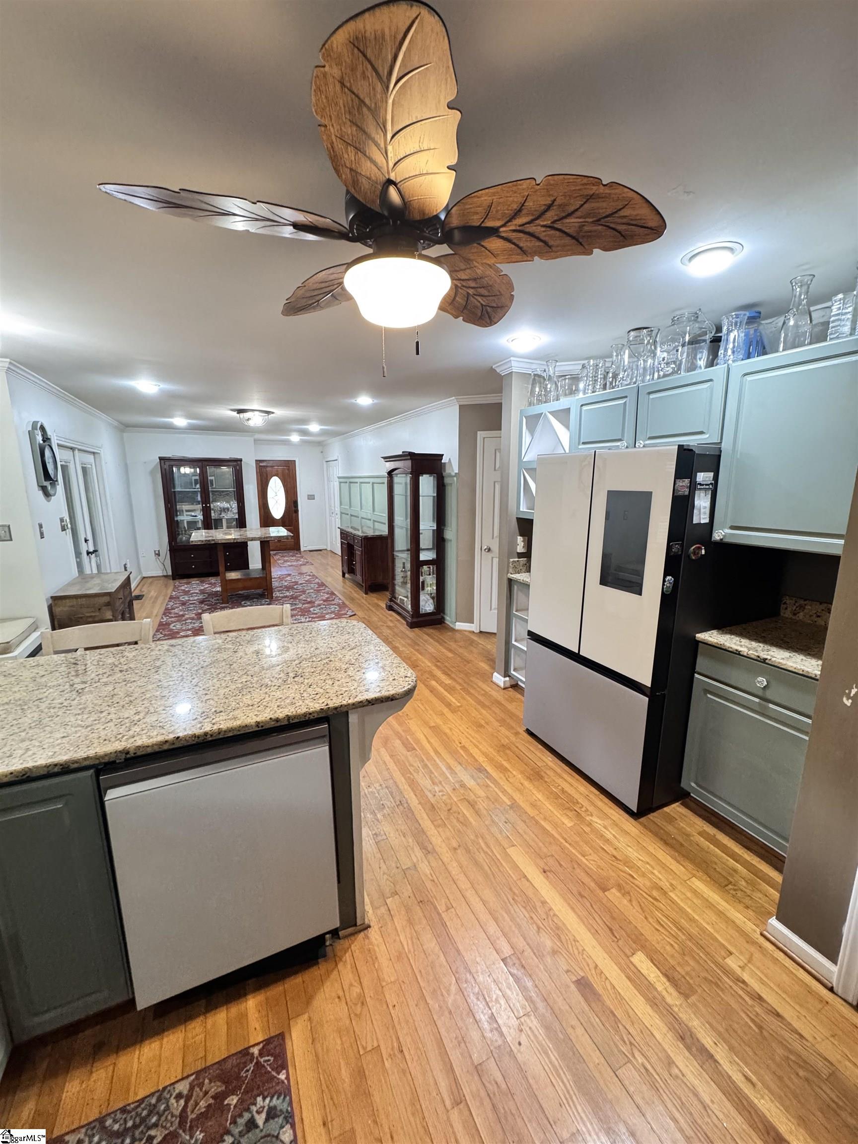 515 Parkview Drive Property Photo 10