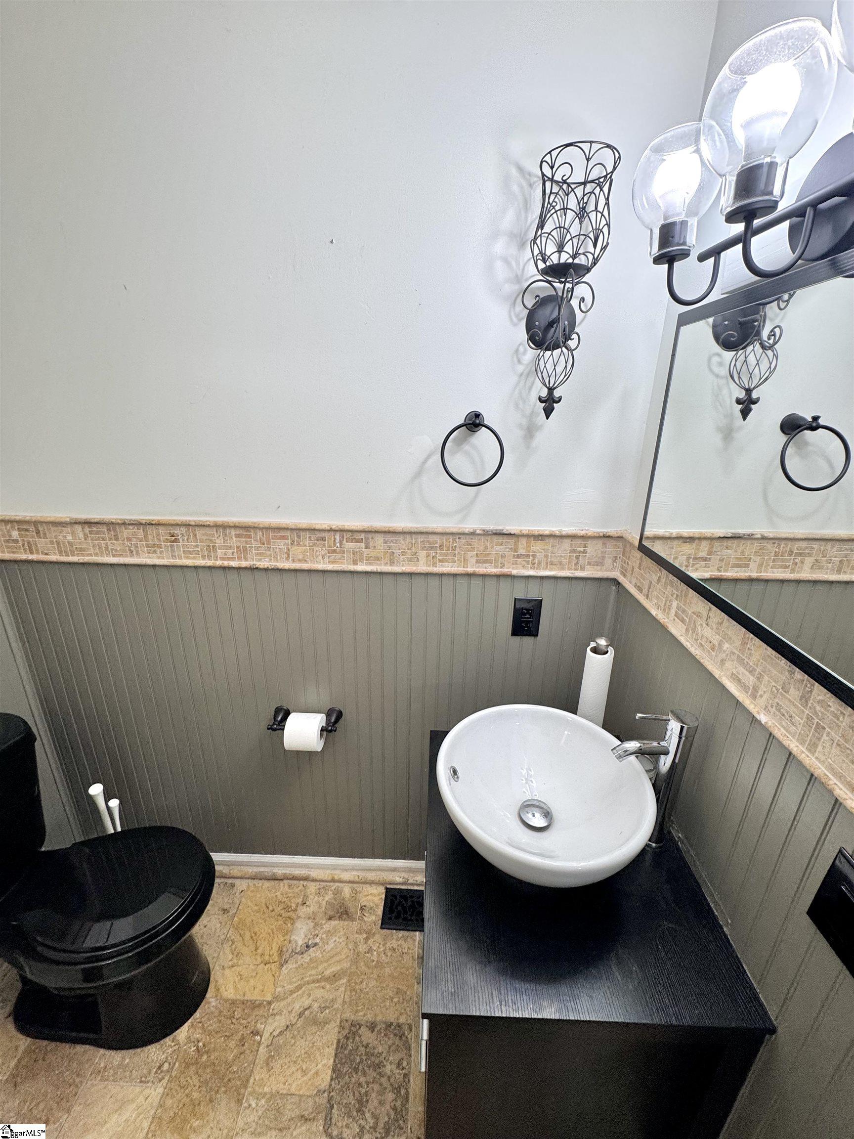 515 Parkview Drive Property Photo 13