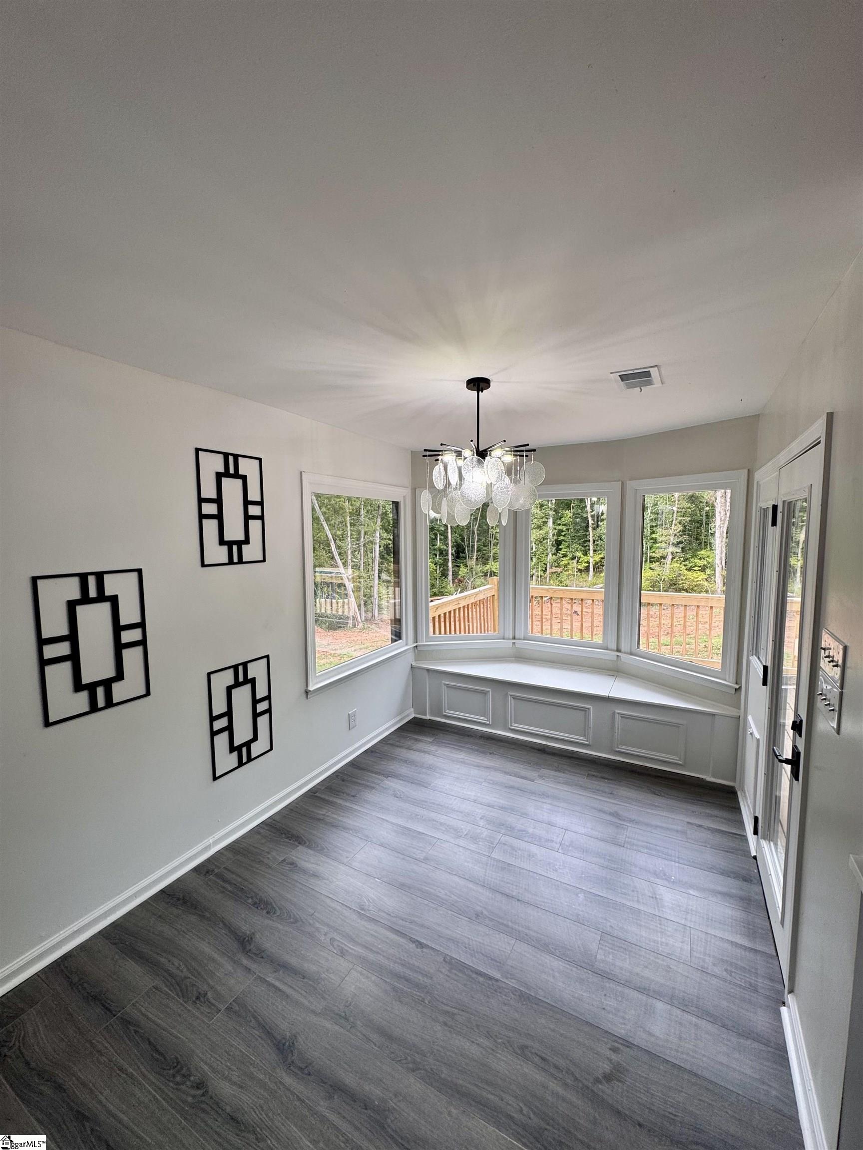 307 Westminster Avenue Property Photo 14