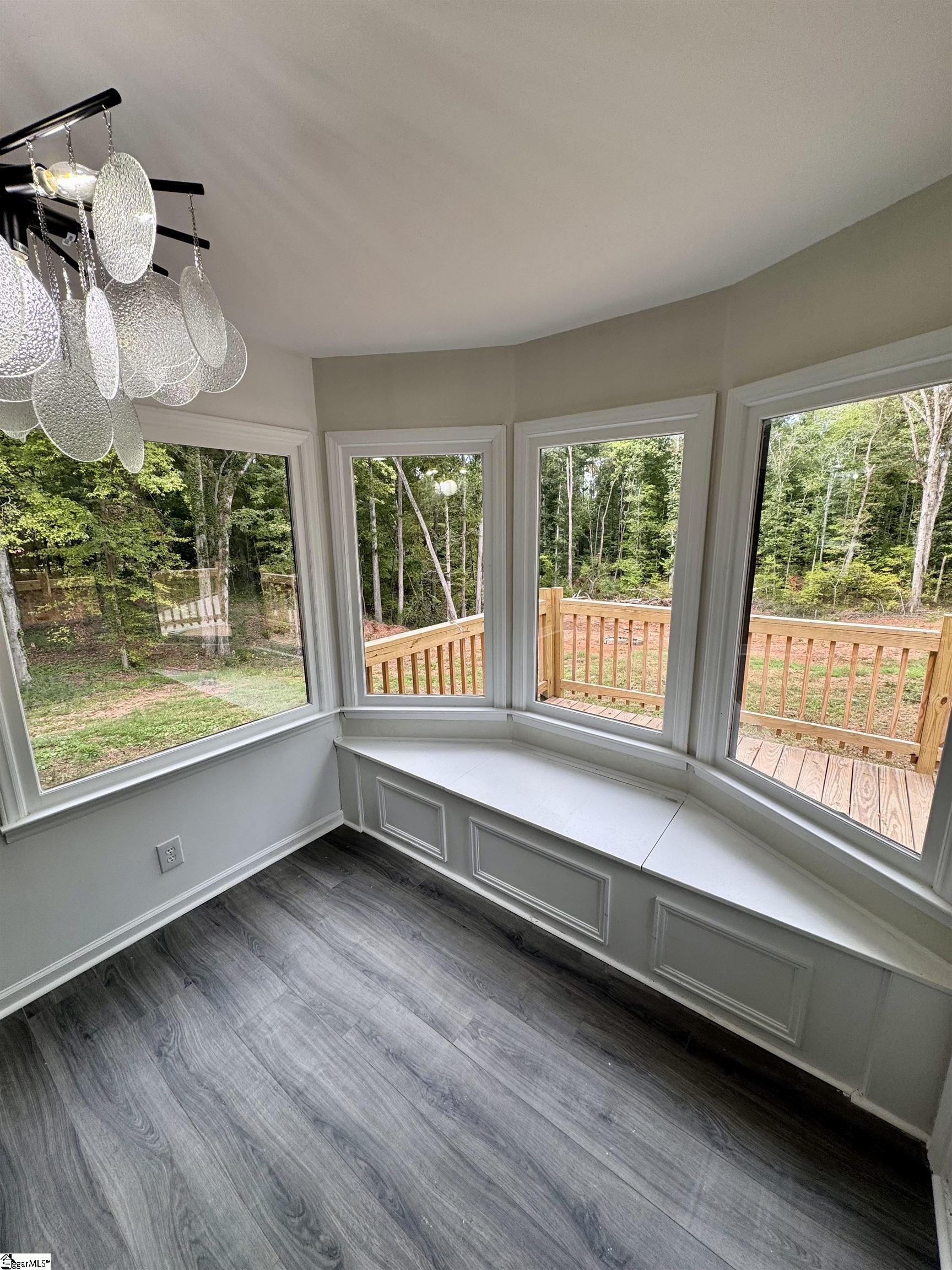 307 Westminster Avenue Property Photo 15