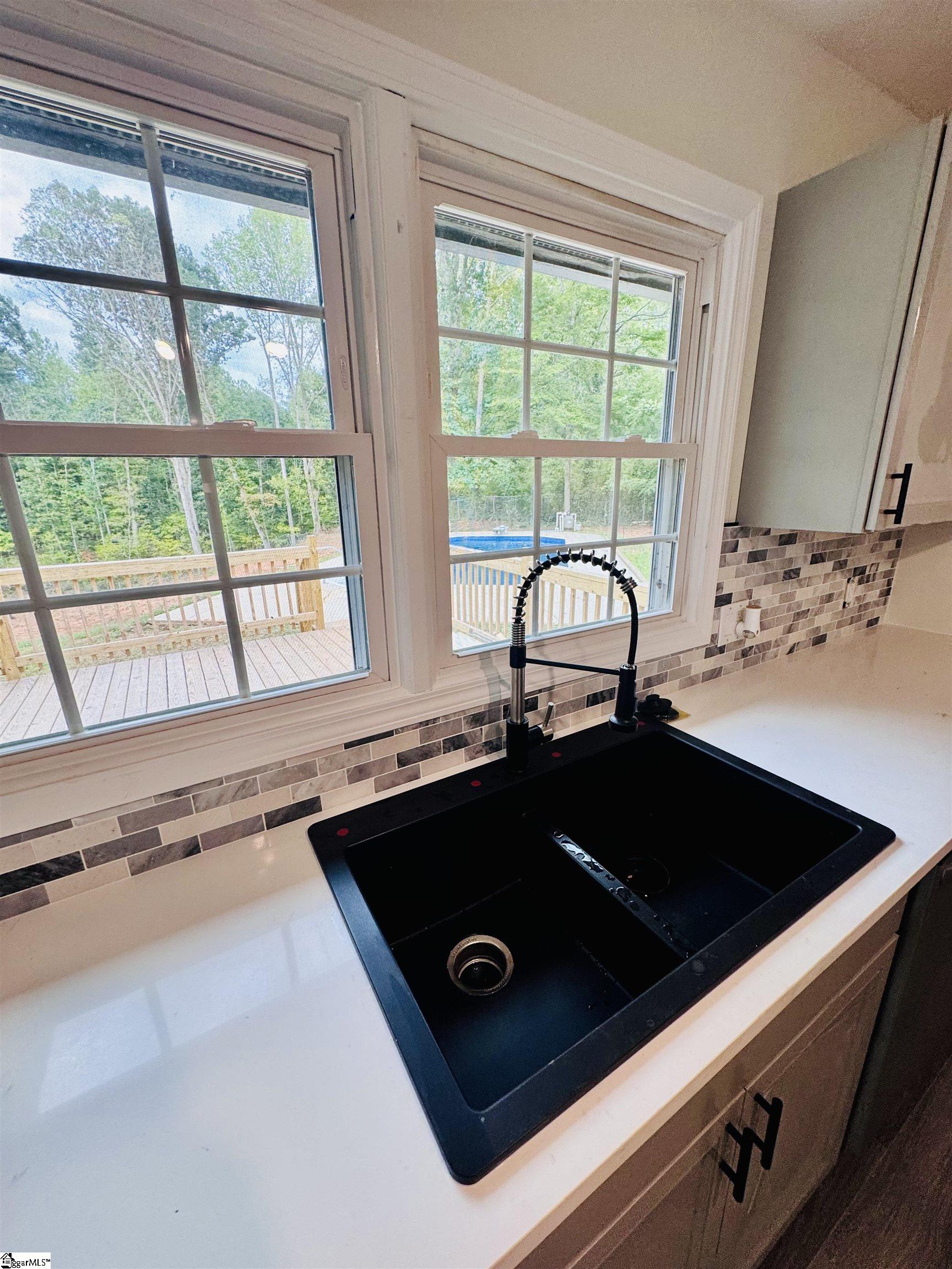 307 Westminster Avenue Property Photo 16
