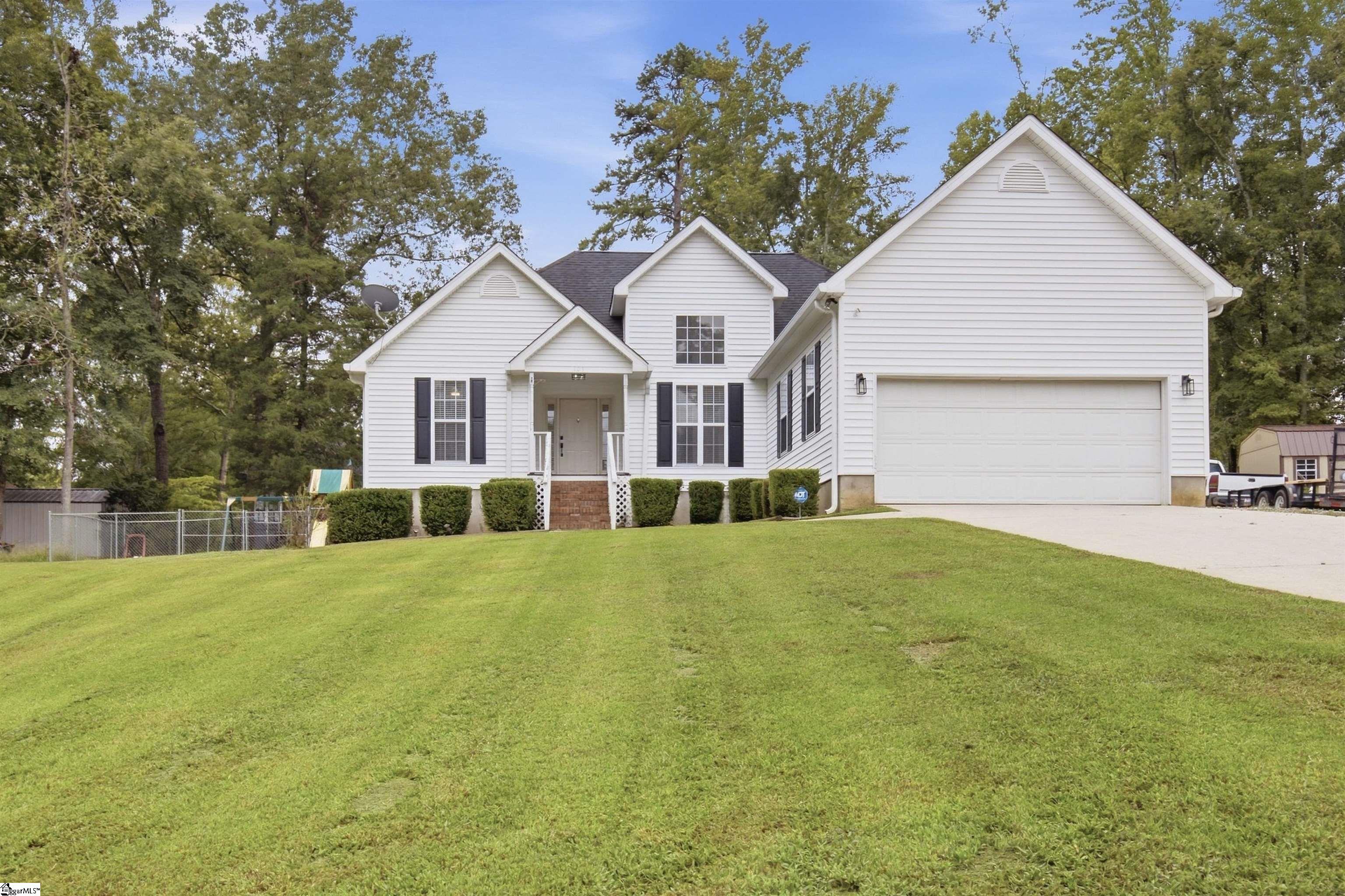 103 Pinebark Lane Property Photo 1
