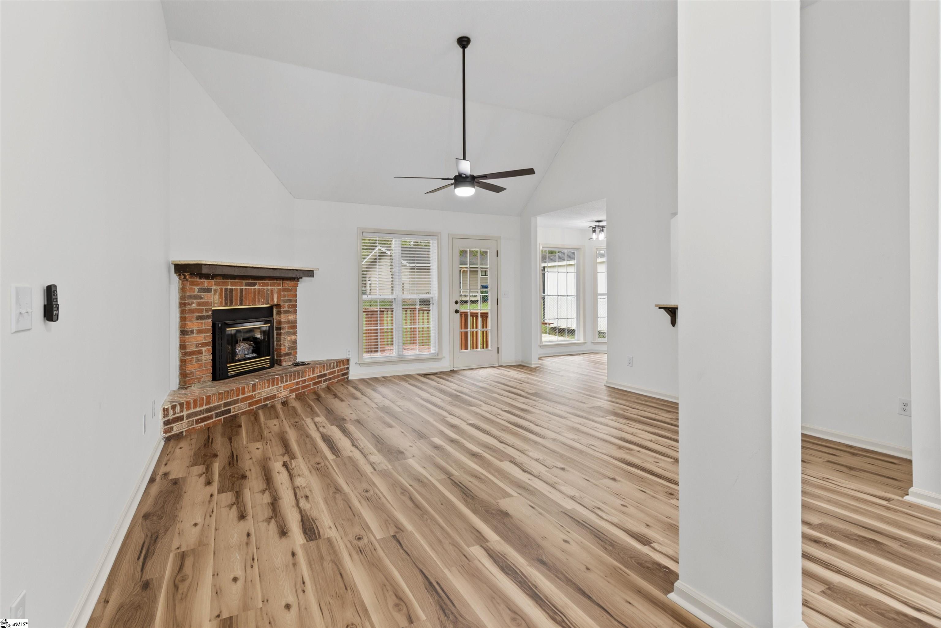 103 Pinebark Lane Property Photo 6