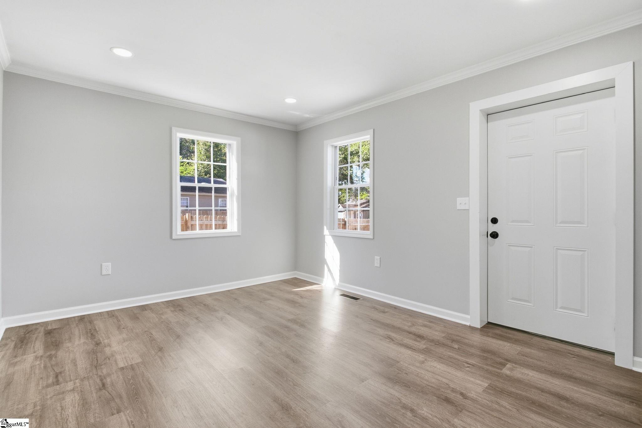 401 Fair Street Property Photo 7