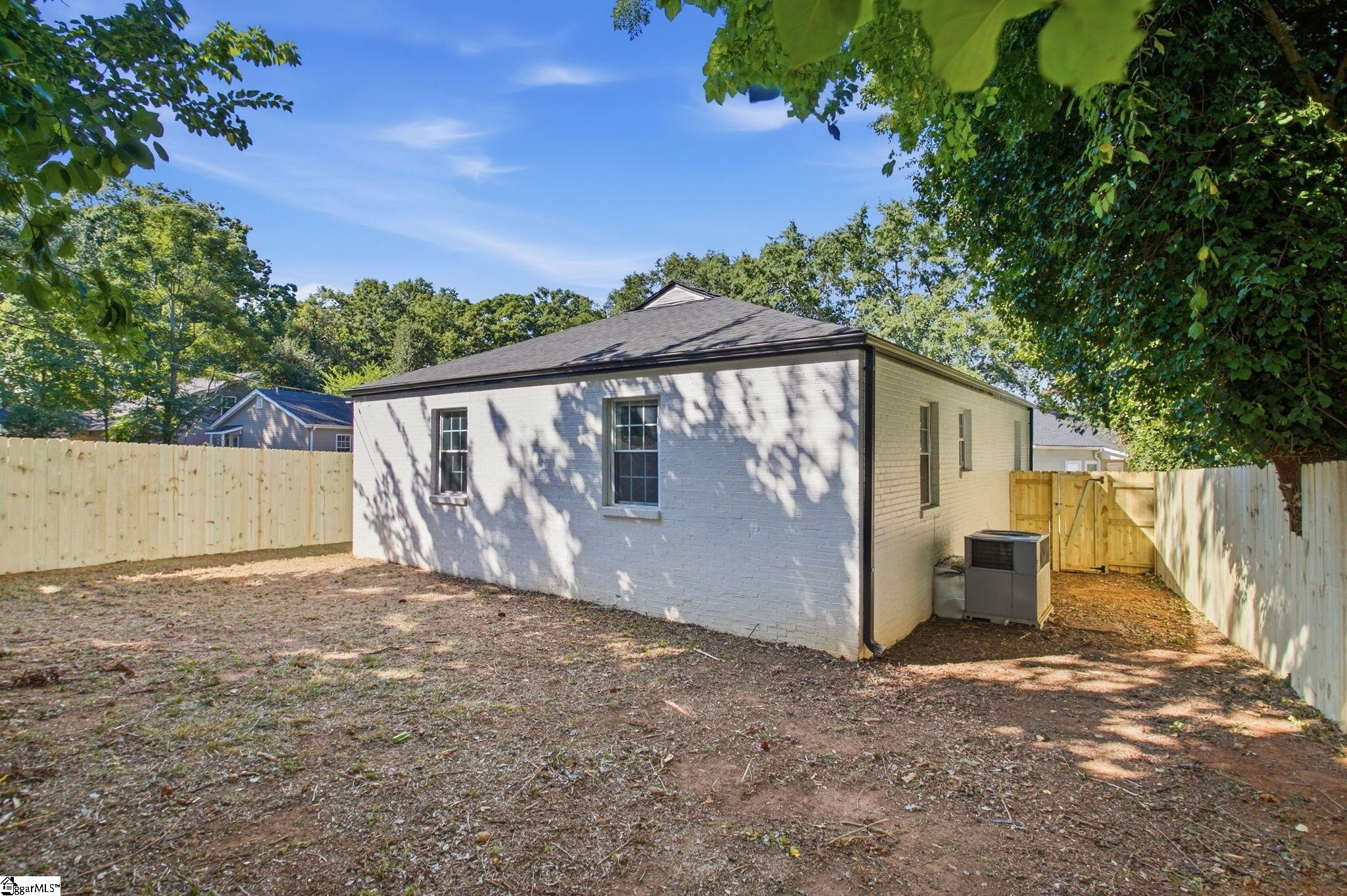 401 Fair Street Property Photo 24