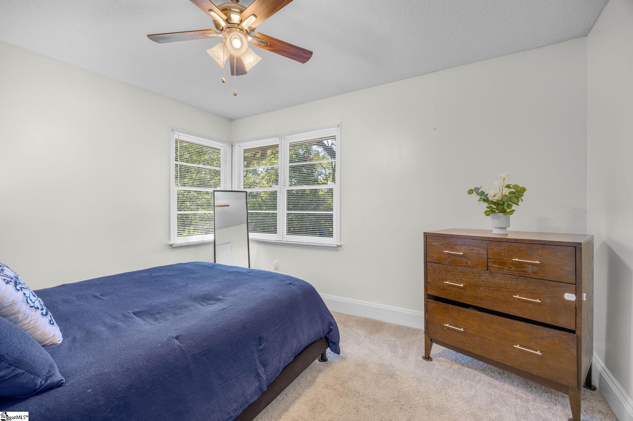 200 Pine Street Property Photo 27